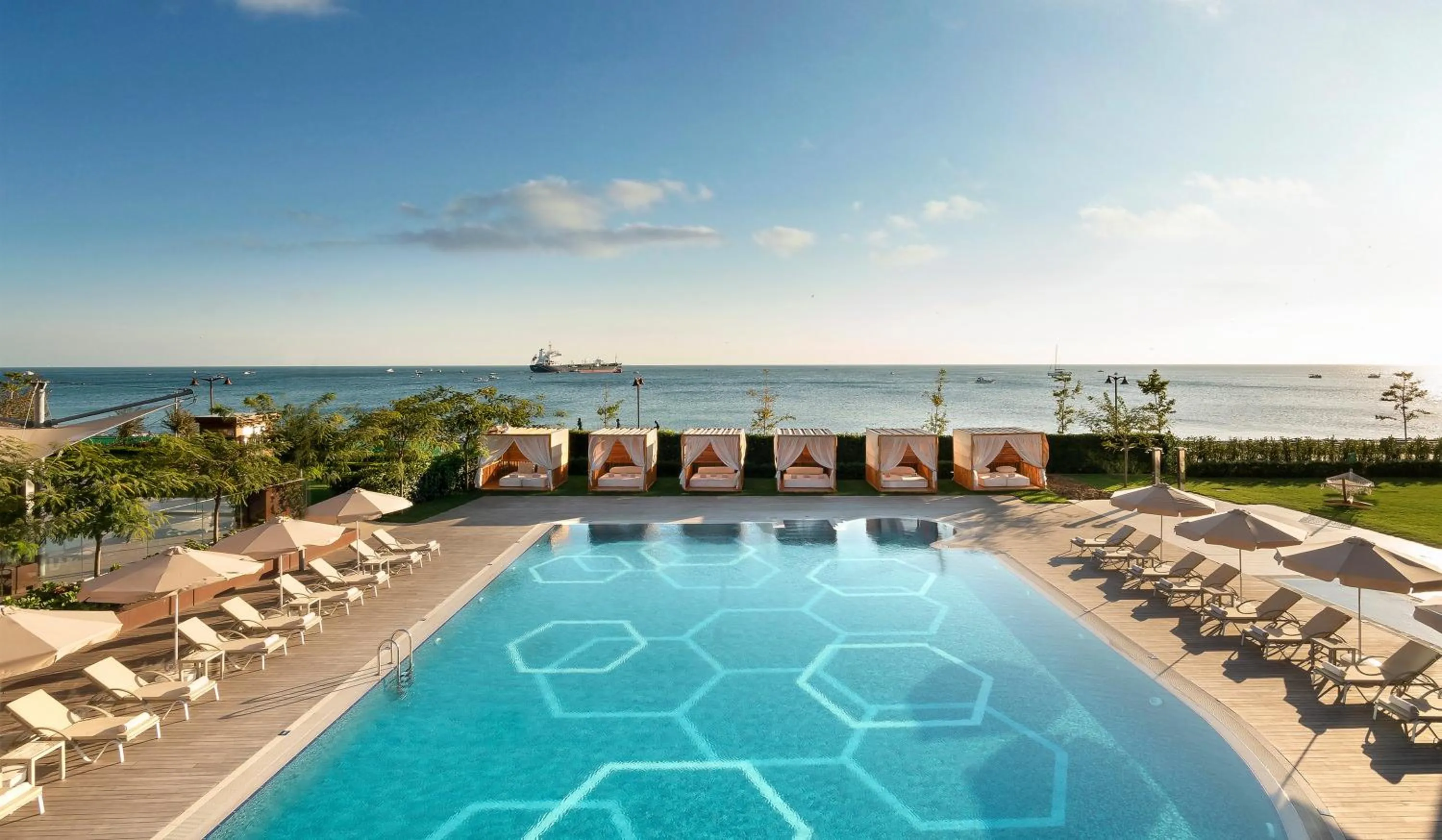 Swimming pool in Crowne Plaza Florya Istanbul by IHG