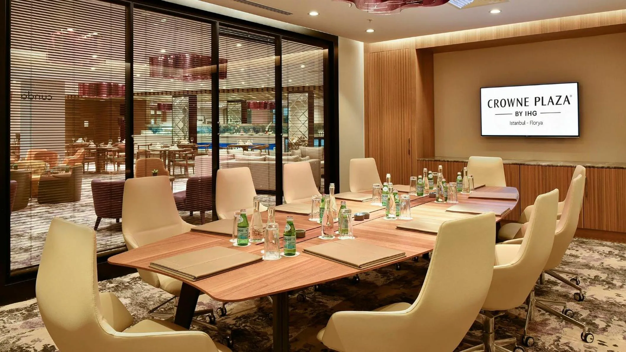 Meeting/conference room in Crowne Plaza Florya Istanbul by IHG