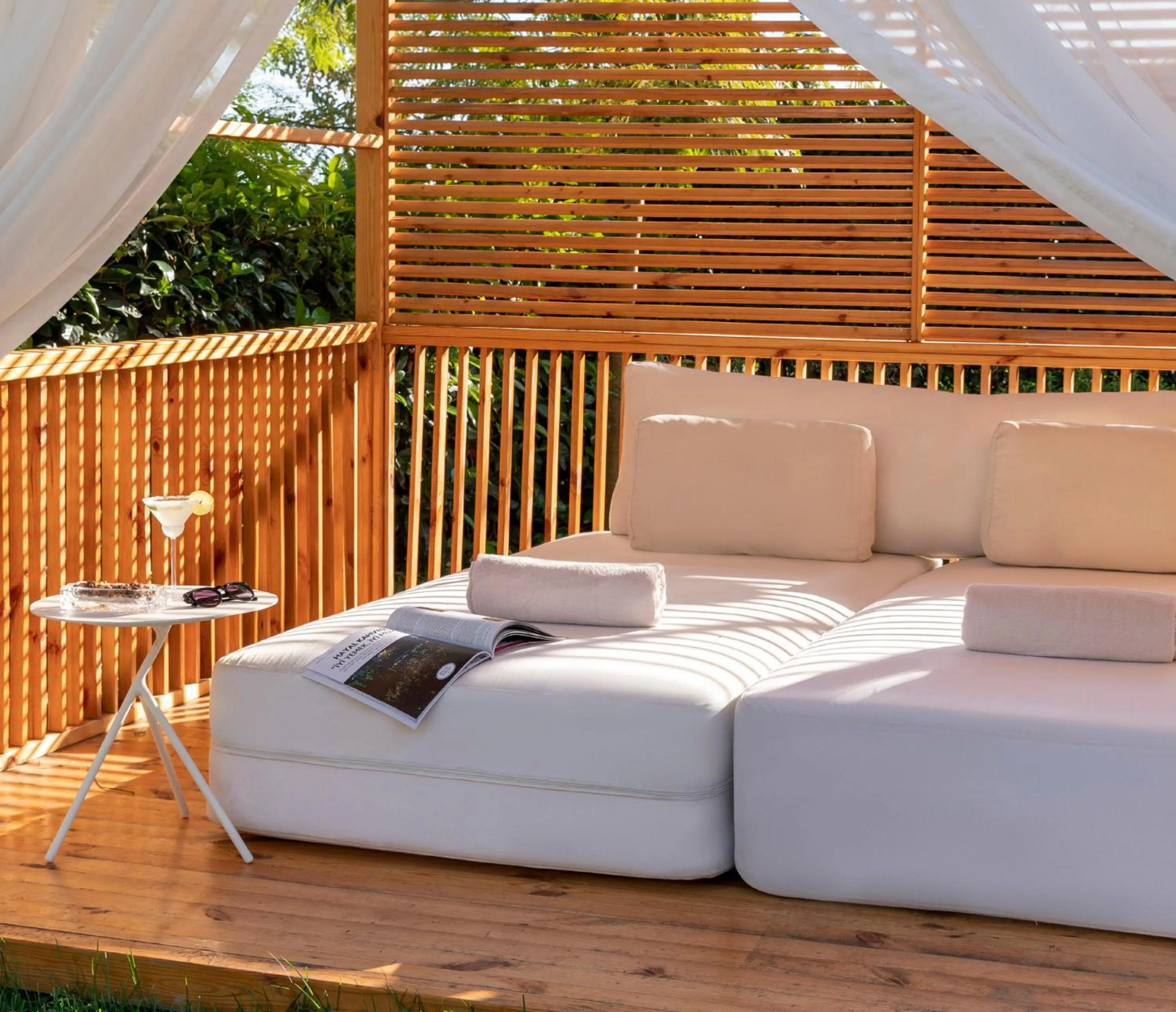 Swimming pool in Crowne Plaza Florya Istanbul by IHG