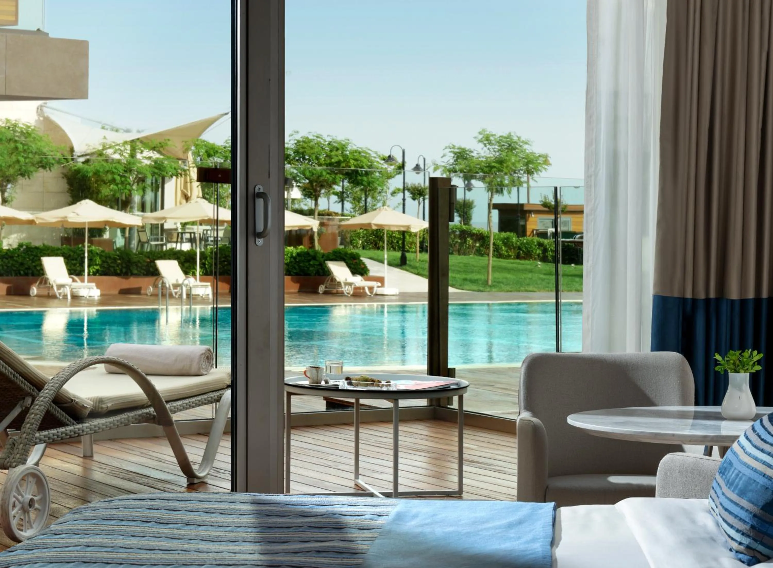 Photo of the whole room in Crowne Plaza Florya Istanbul by IHG