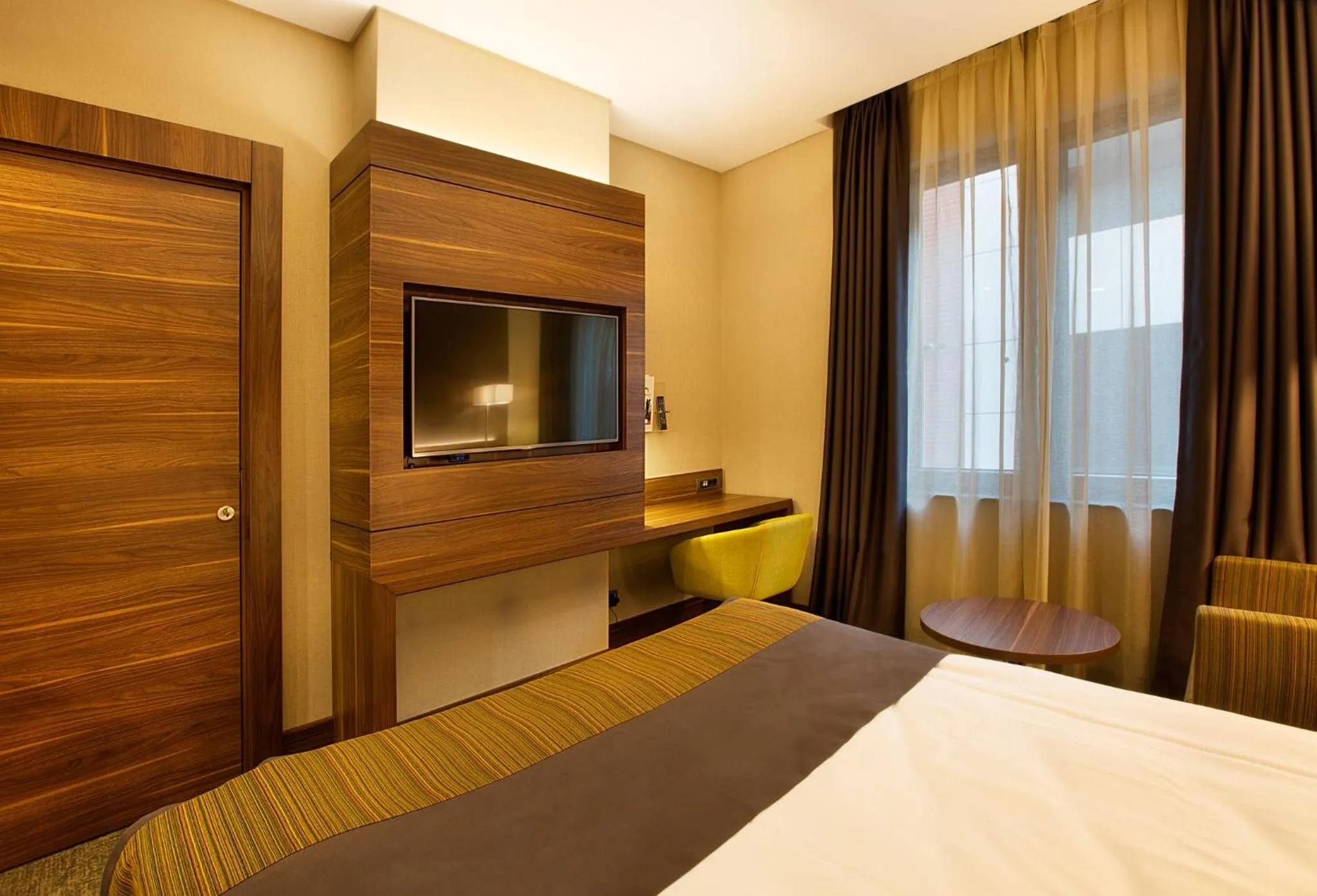 Photo of the whole room, Bed in Holiday Inn Istanbul - Kadikoy by IHG