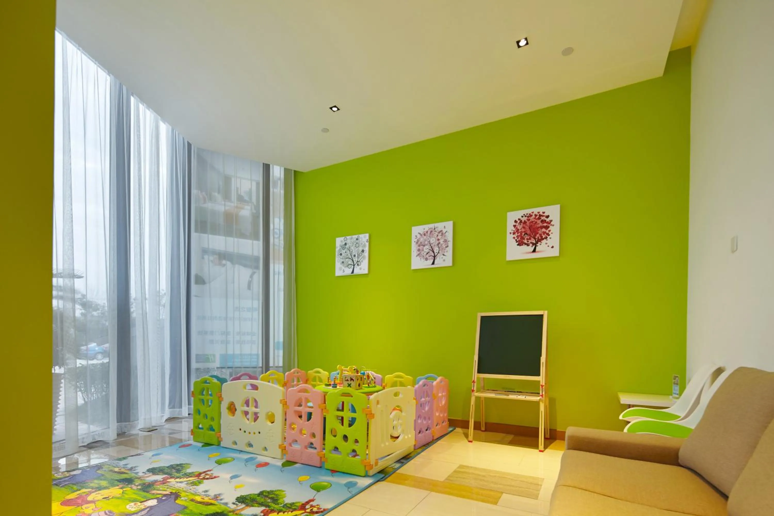 Area and facilities, Bed in Holiday Inn Express Shanghai Jiading Industry Park by IHG