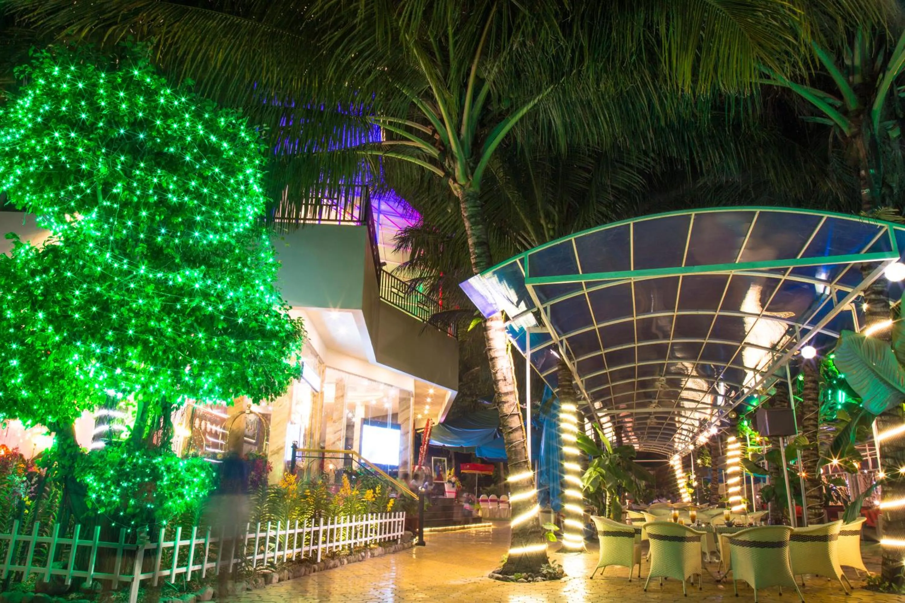 Garden in Nhat Minh Hotel