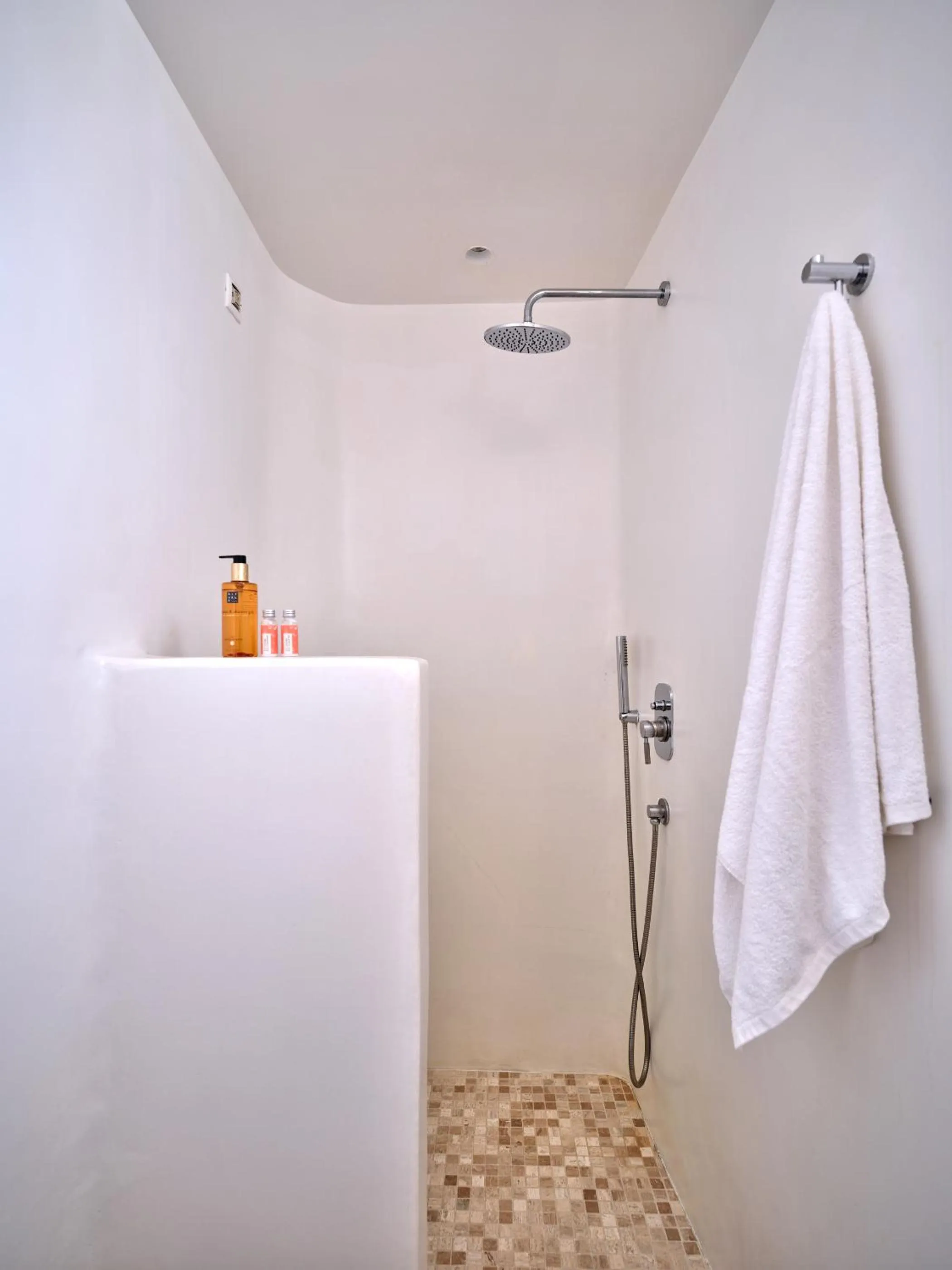 Bathroom in La Maison Kalogera