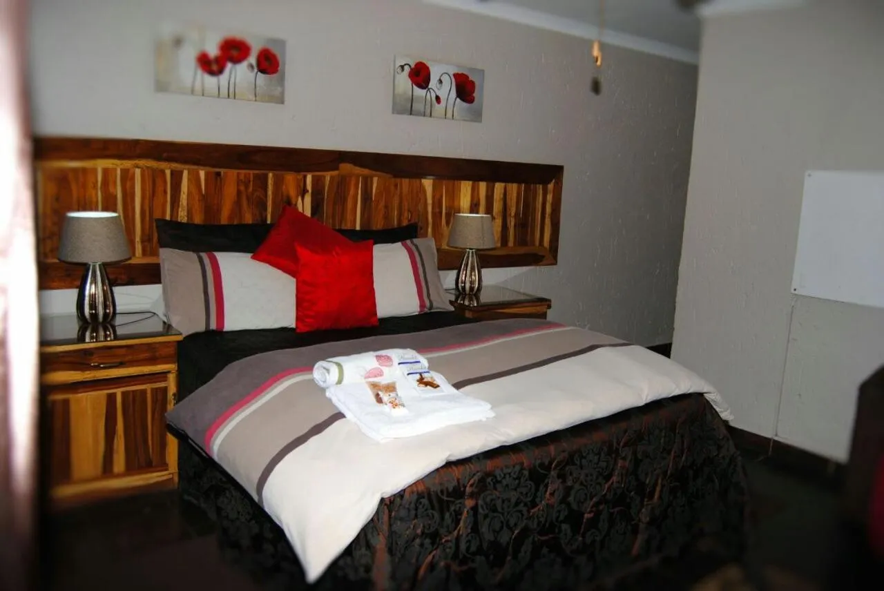 Photo of the whole room in Castle Lodge