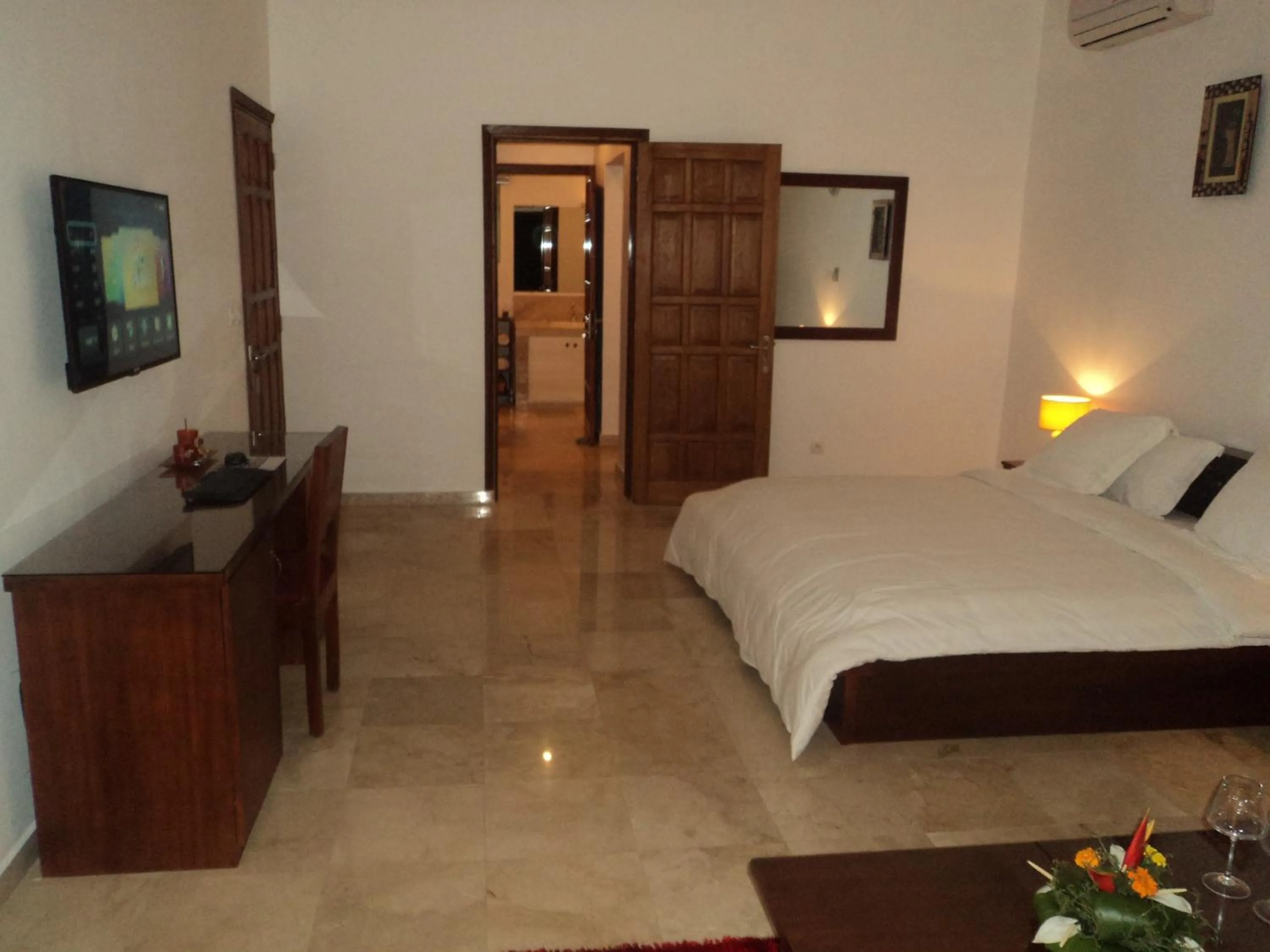 Photo of the whole room, Bed in Residence Helios