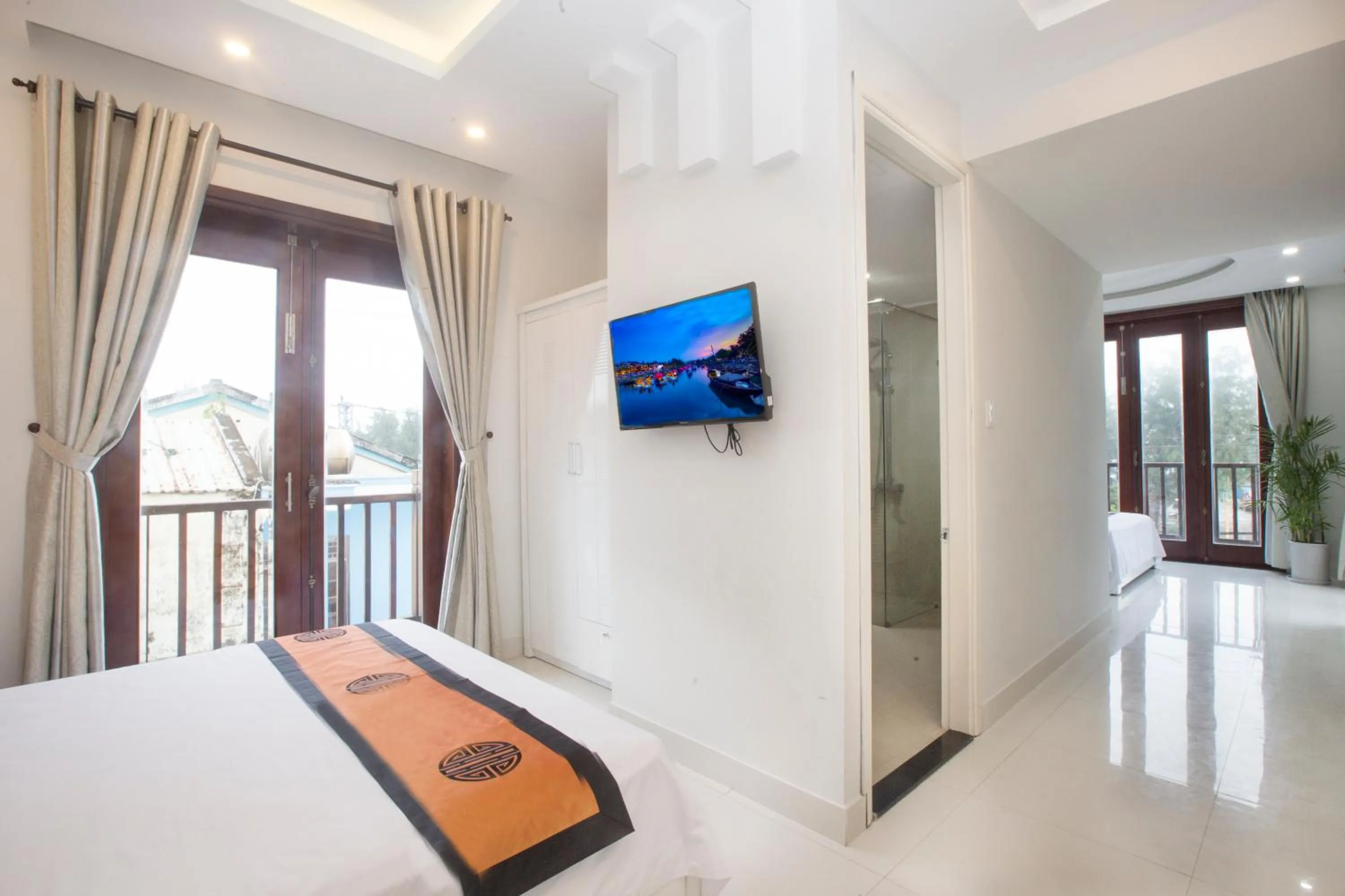 Bedroom, TV/Entertainment Center in Hien Hoa Villa Hoi An