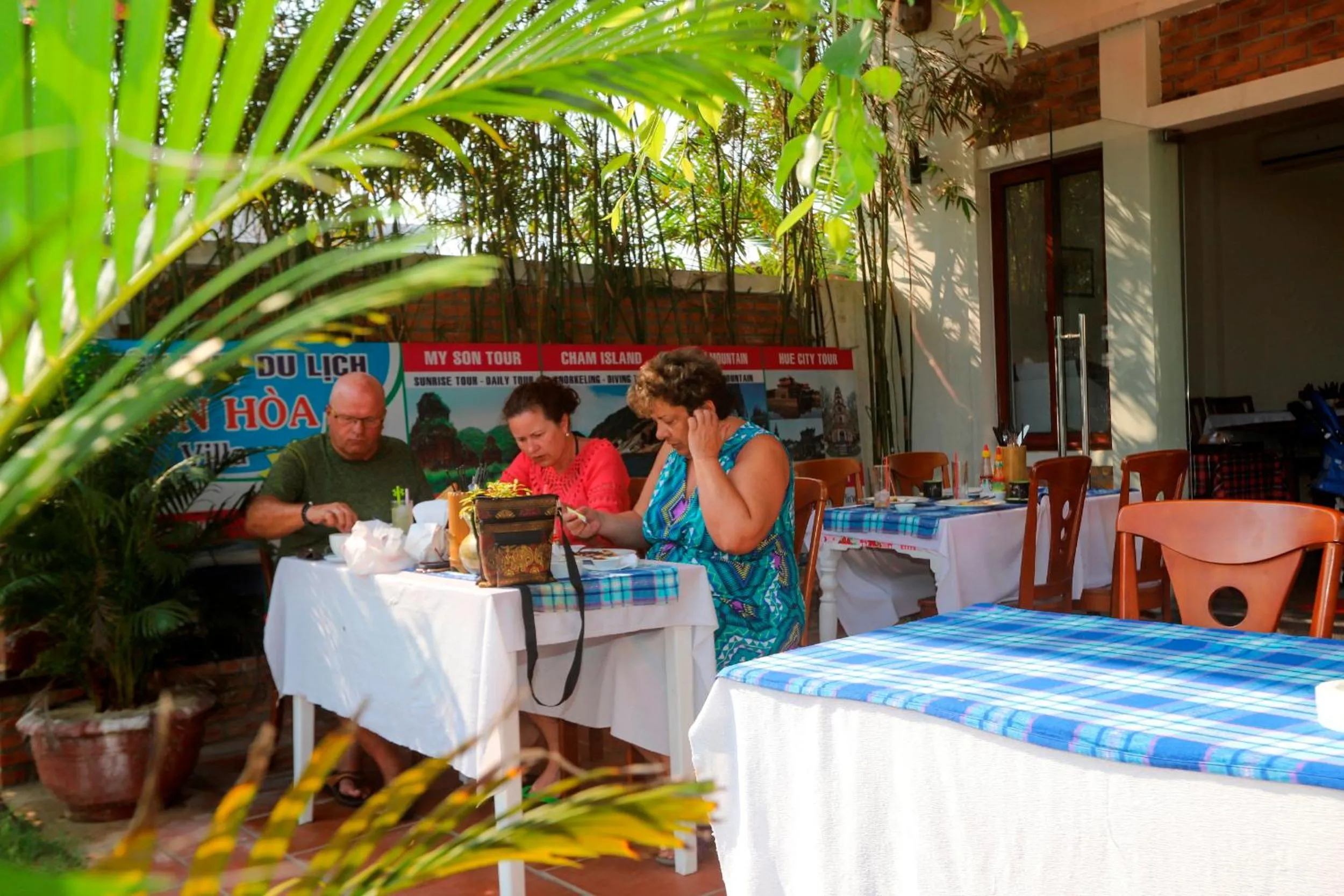 Restaurant/Places to Eat in Hien Hoa Villa Hoi An