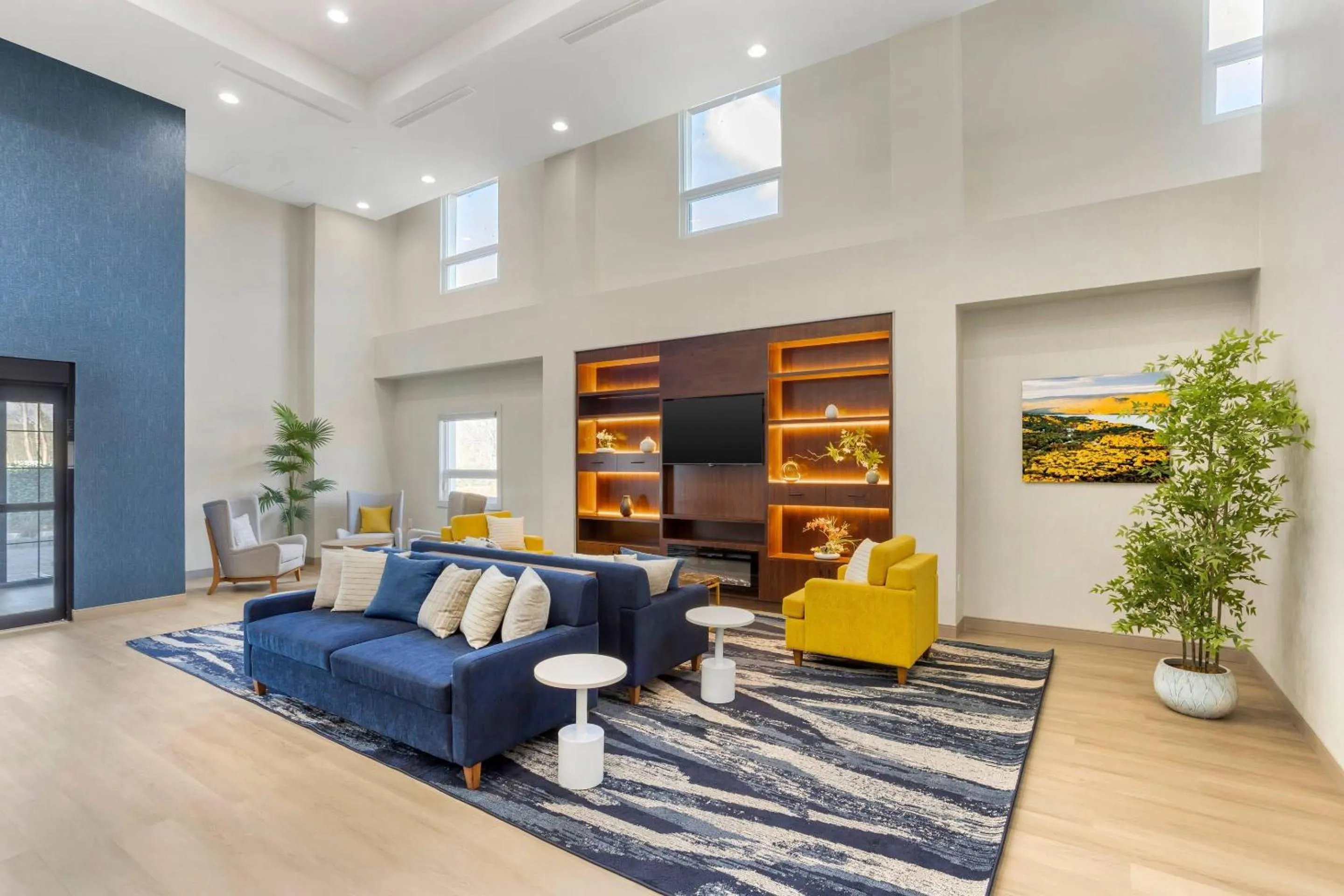 Lobby or reception in Comfort Suites Central Valley - Woodbury