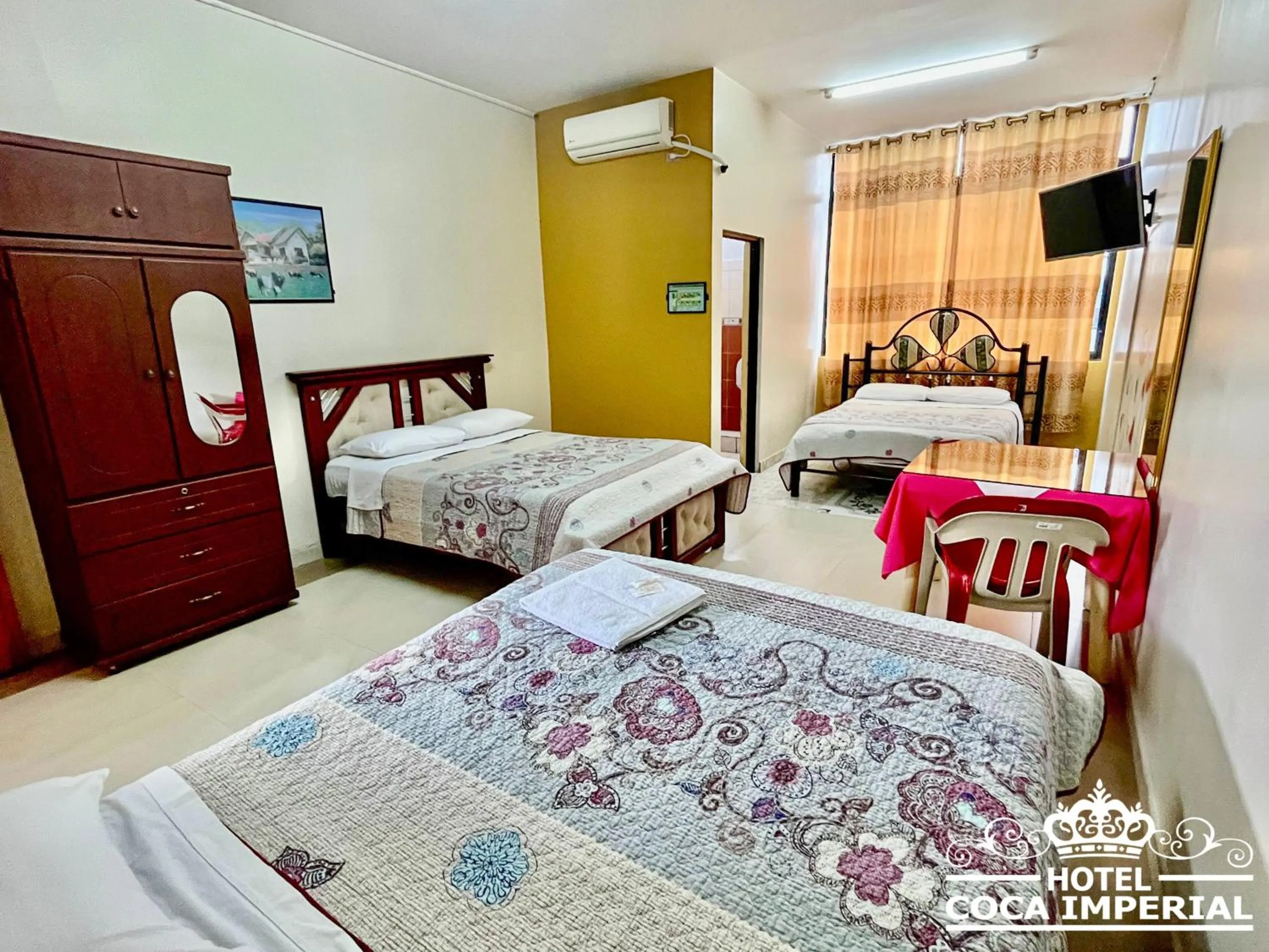 Bed in Hotel Coca Imperial