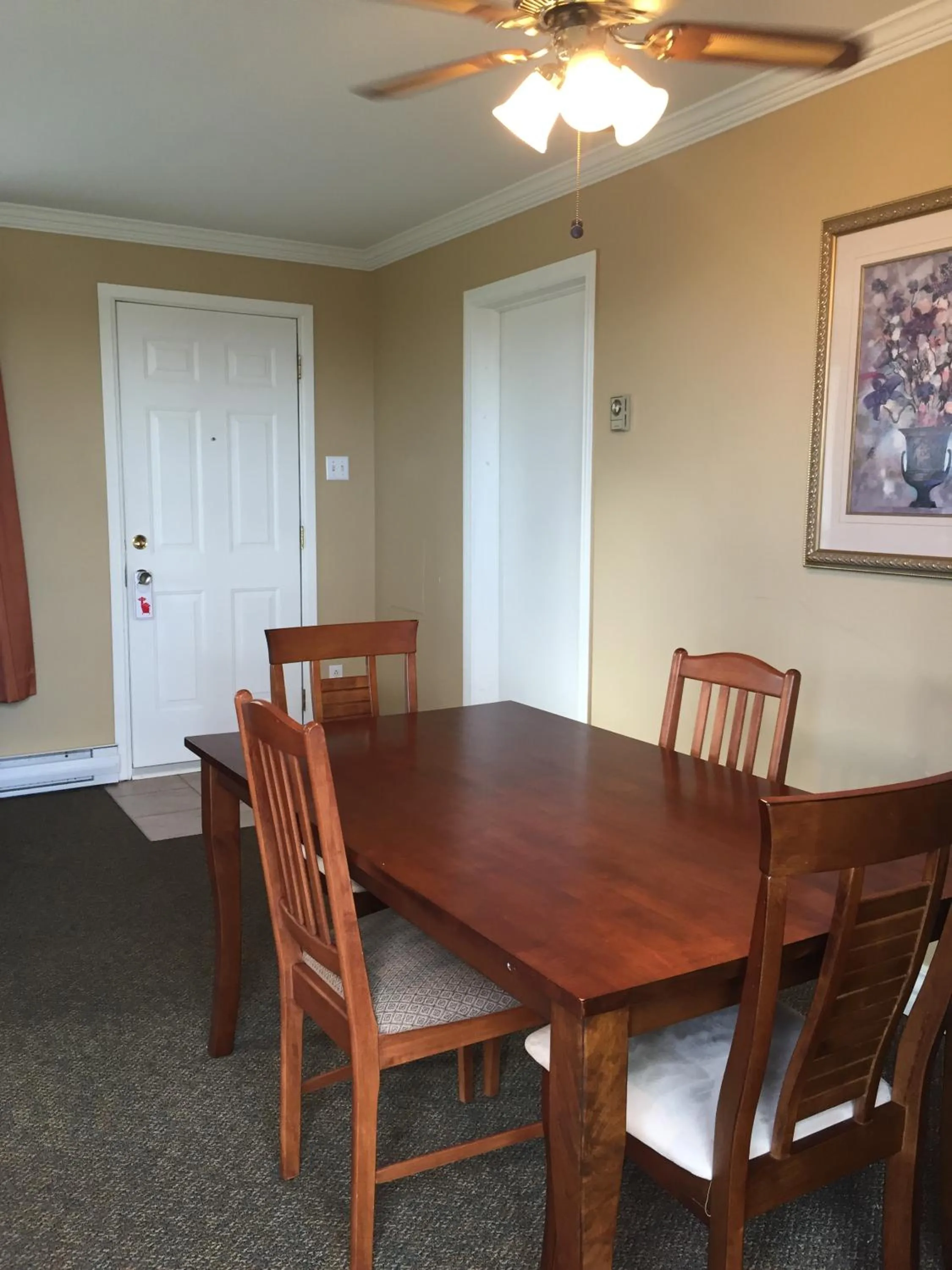 Kitchen or kitchenette in Hôtel Maison Blanche