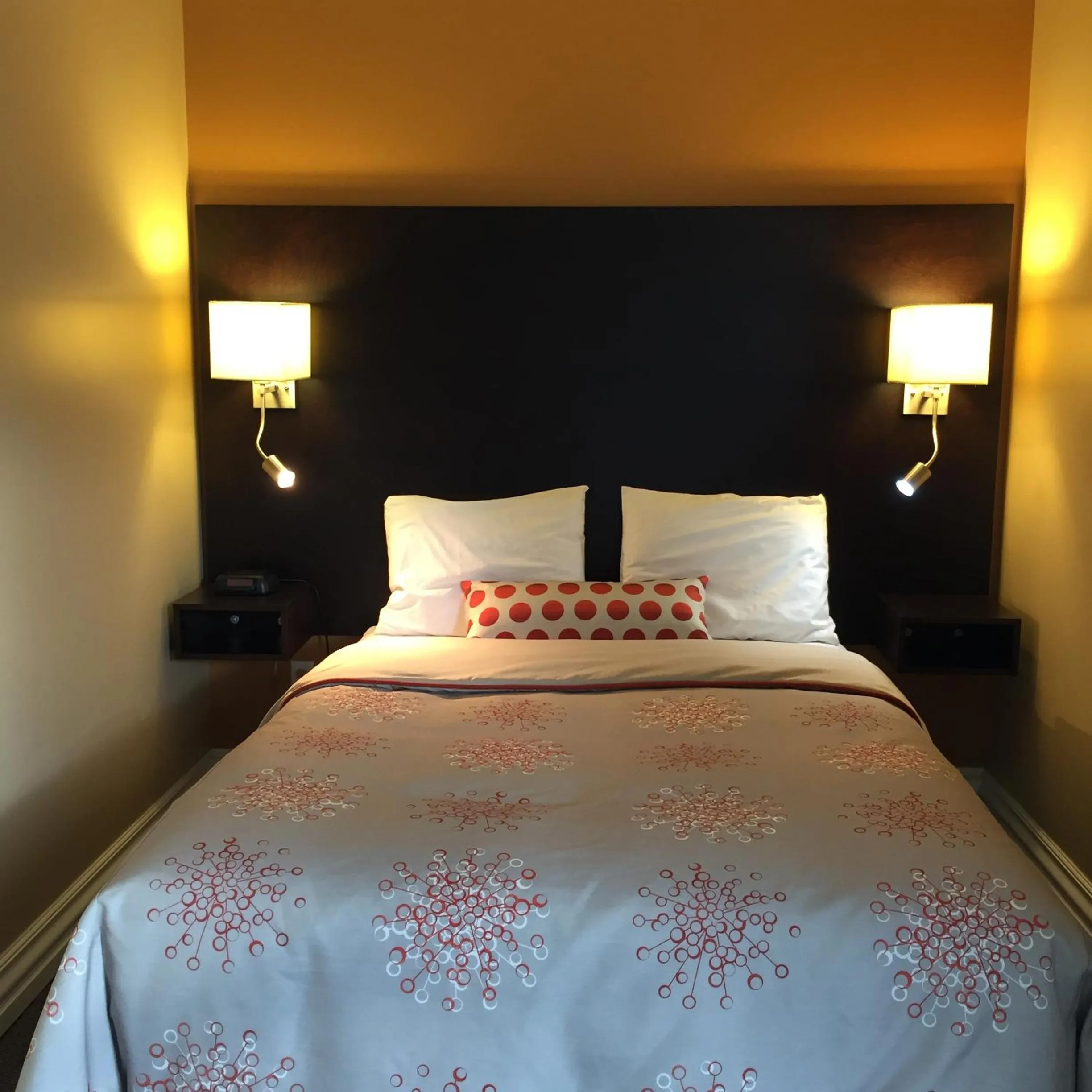 Bed in Hôtel Maison Blanche