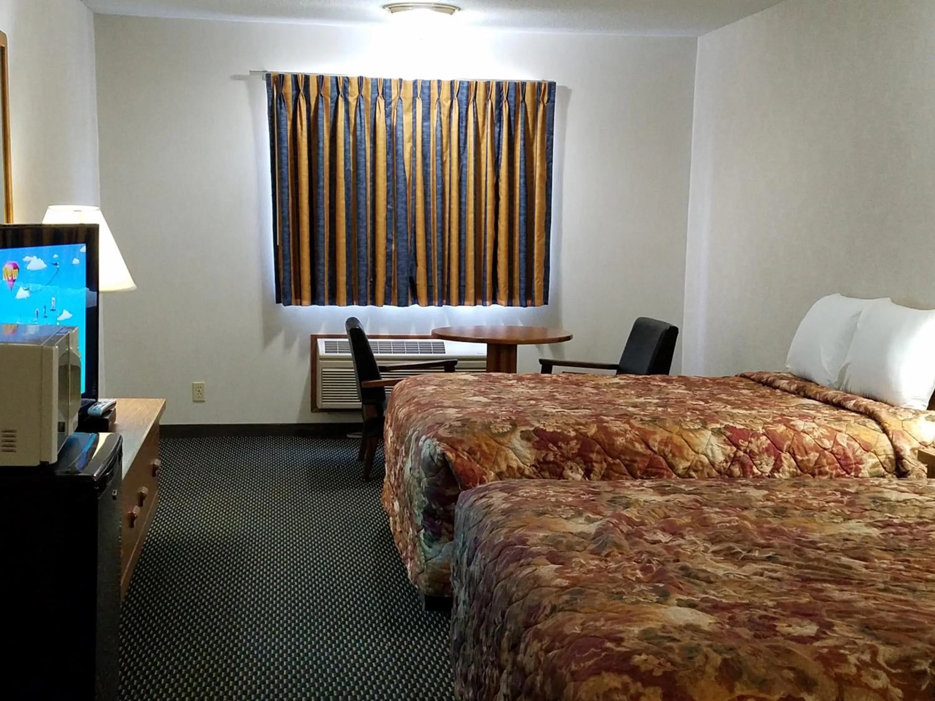 Photo of the whole room, Bed in Rodeway Inn Blair