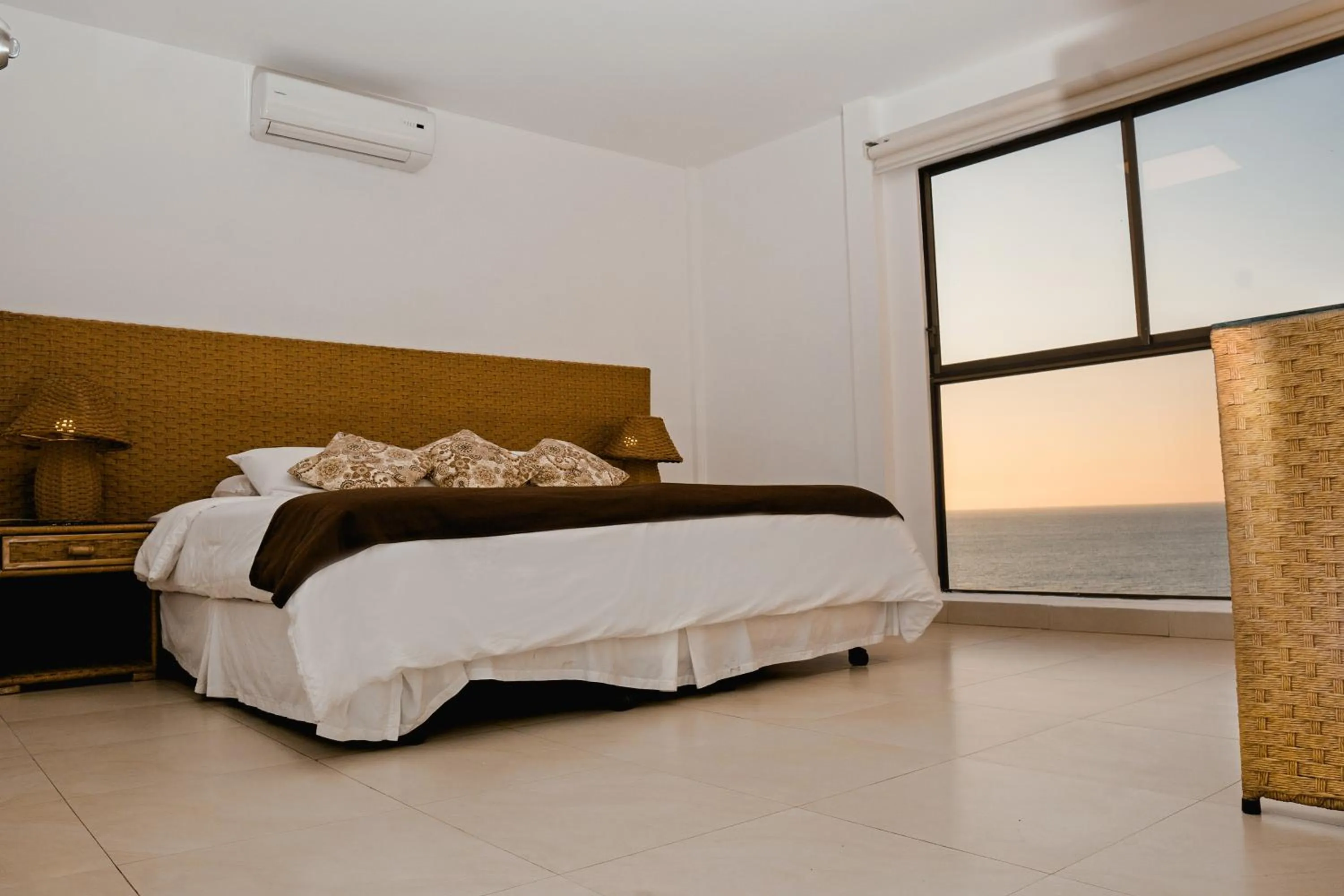 Sea view, Bed in Hotel Vistalmar