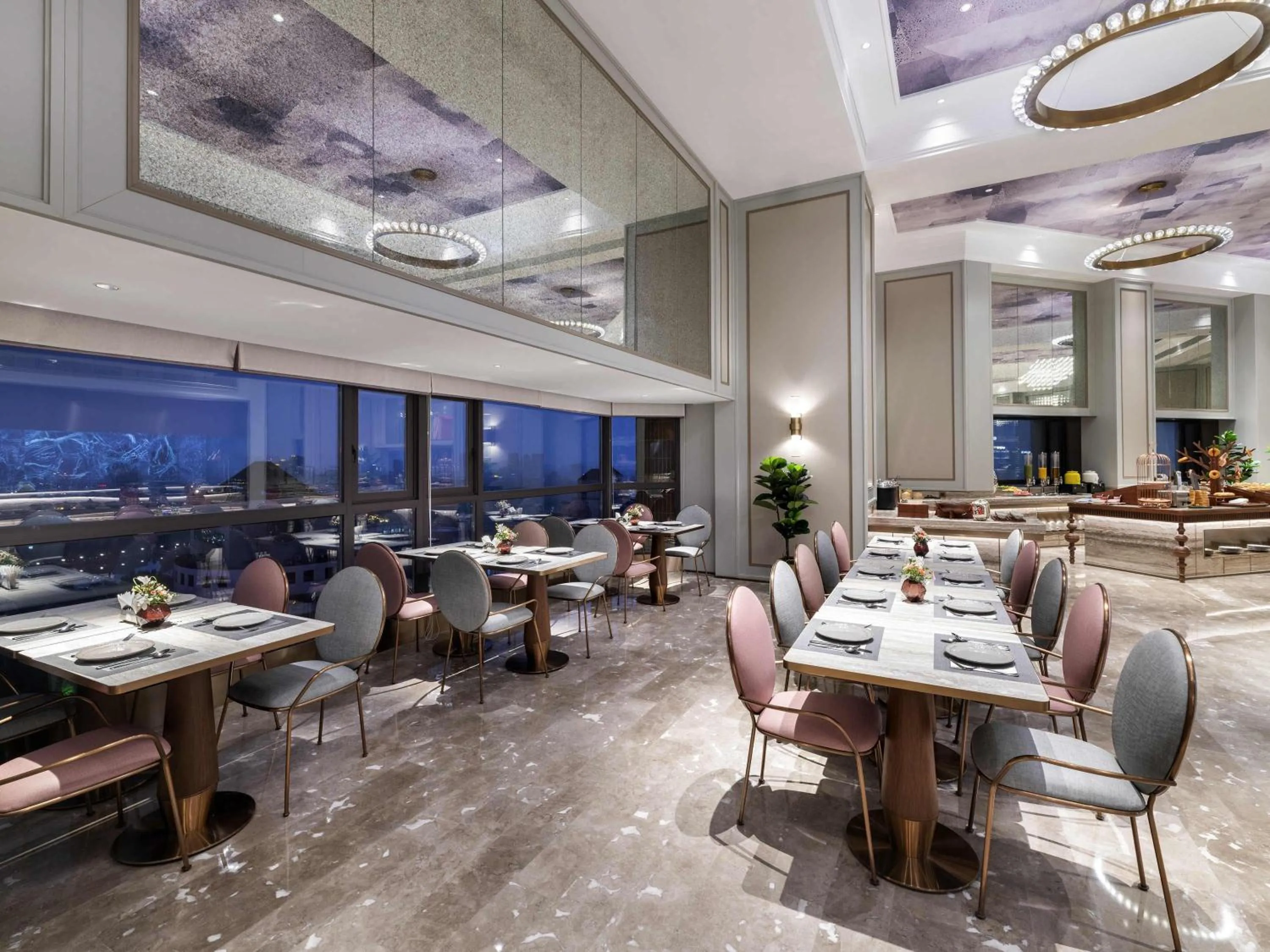 Restaurant/places to eat in Mercure Nantong Downtown