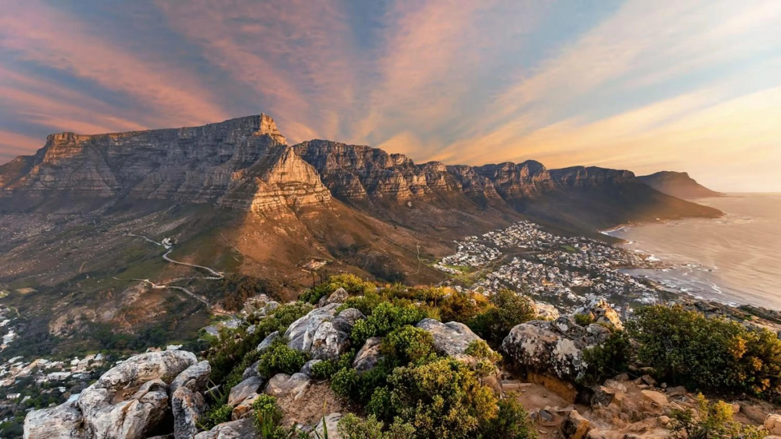 Nearby landmark in Holiday Inn Express Cape Town City Centre by IHG