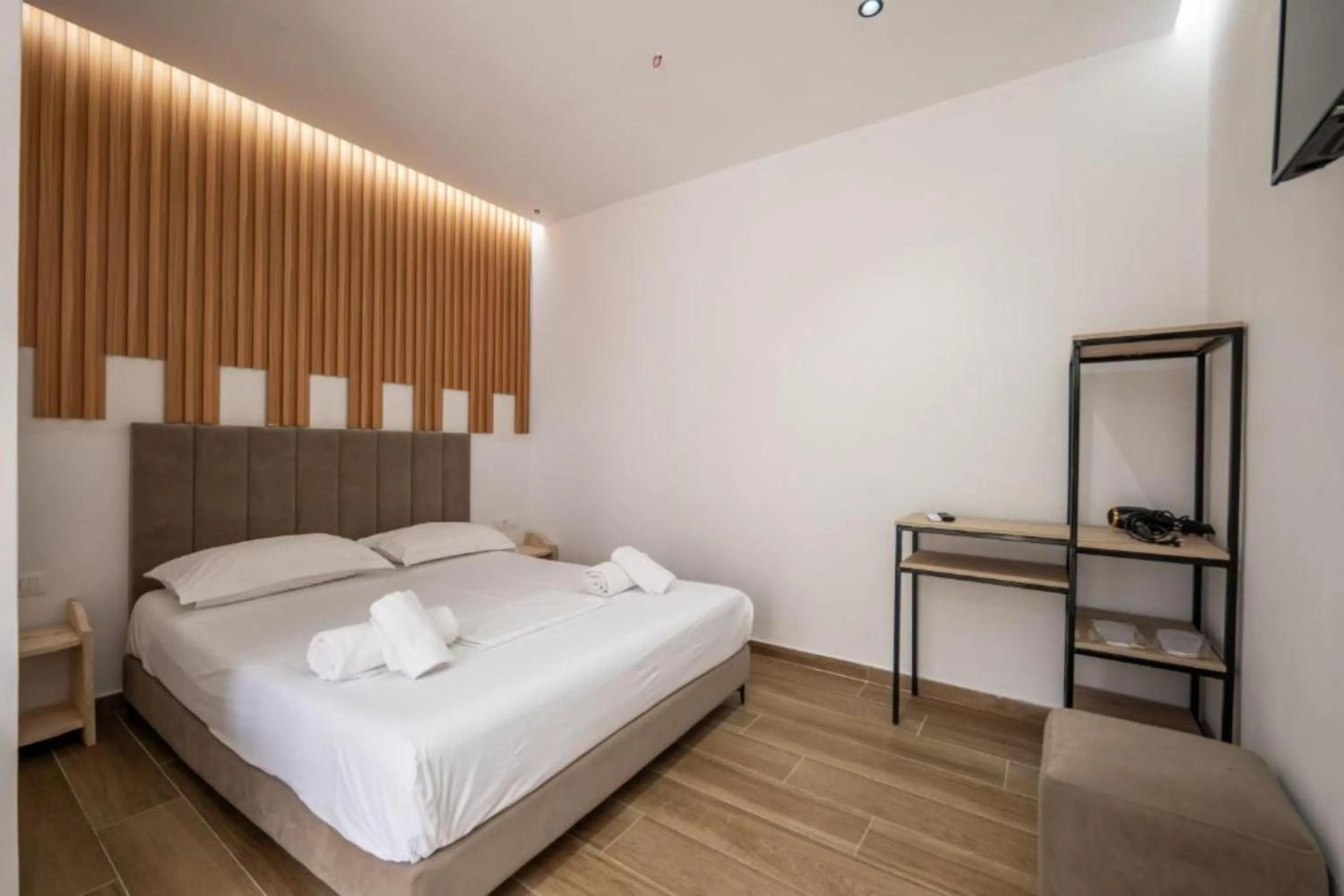 Bed in Azure Bay Resort