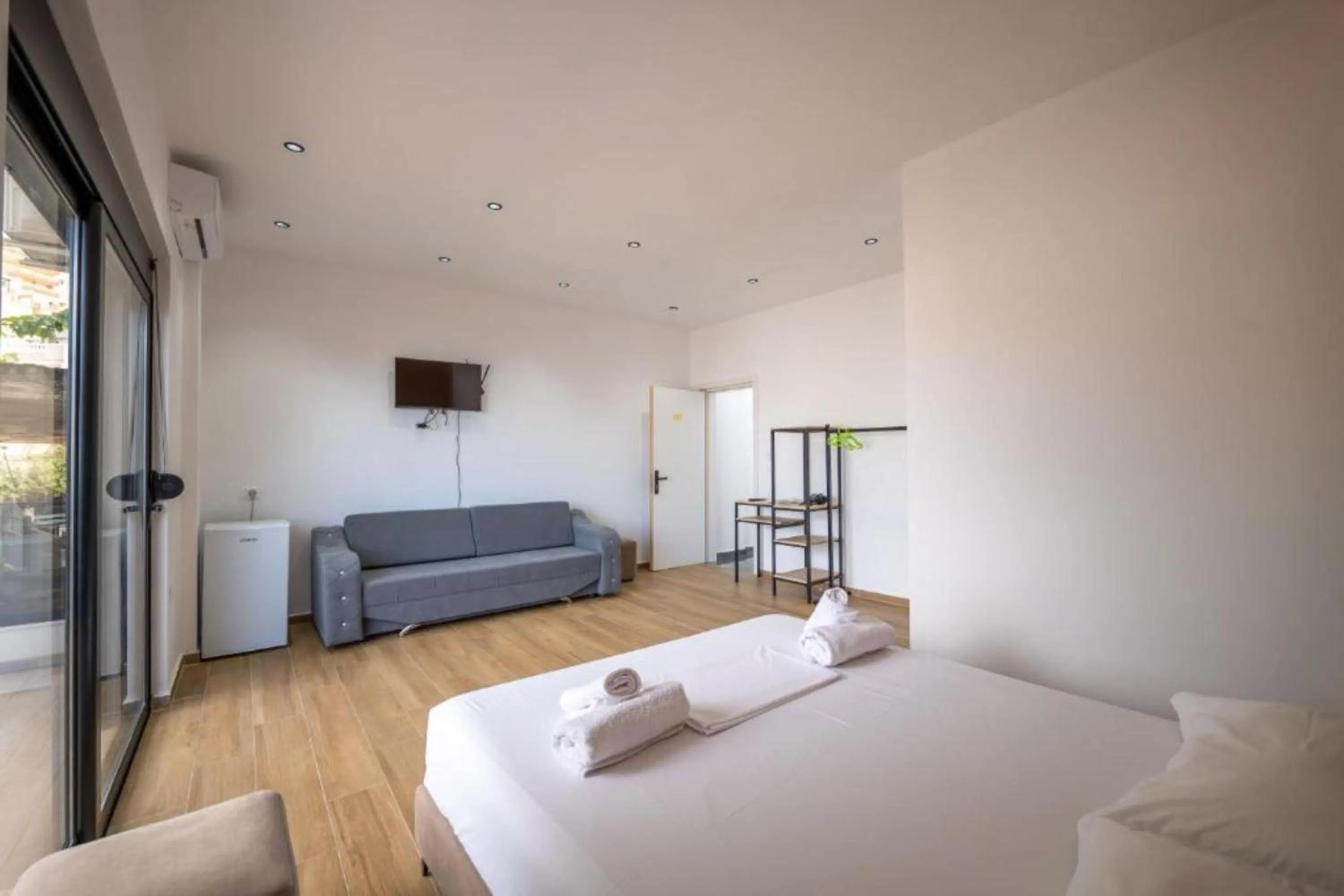 Bed in Azure Bay Resort