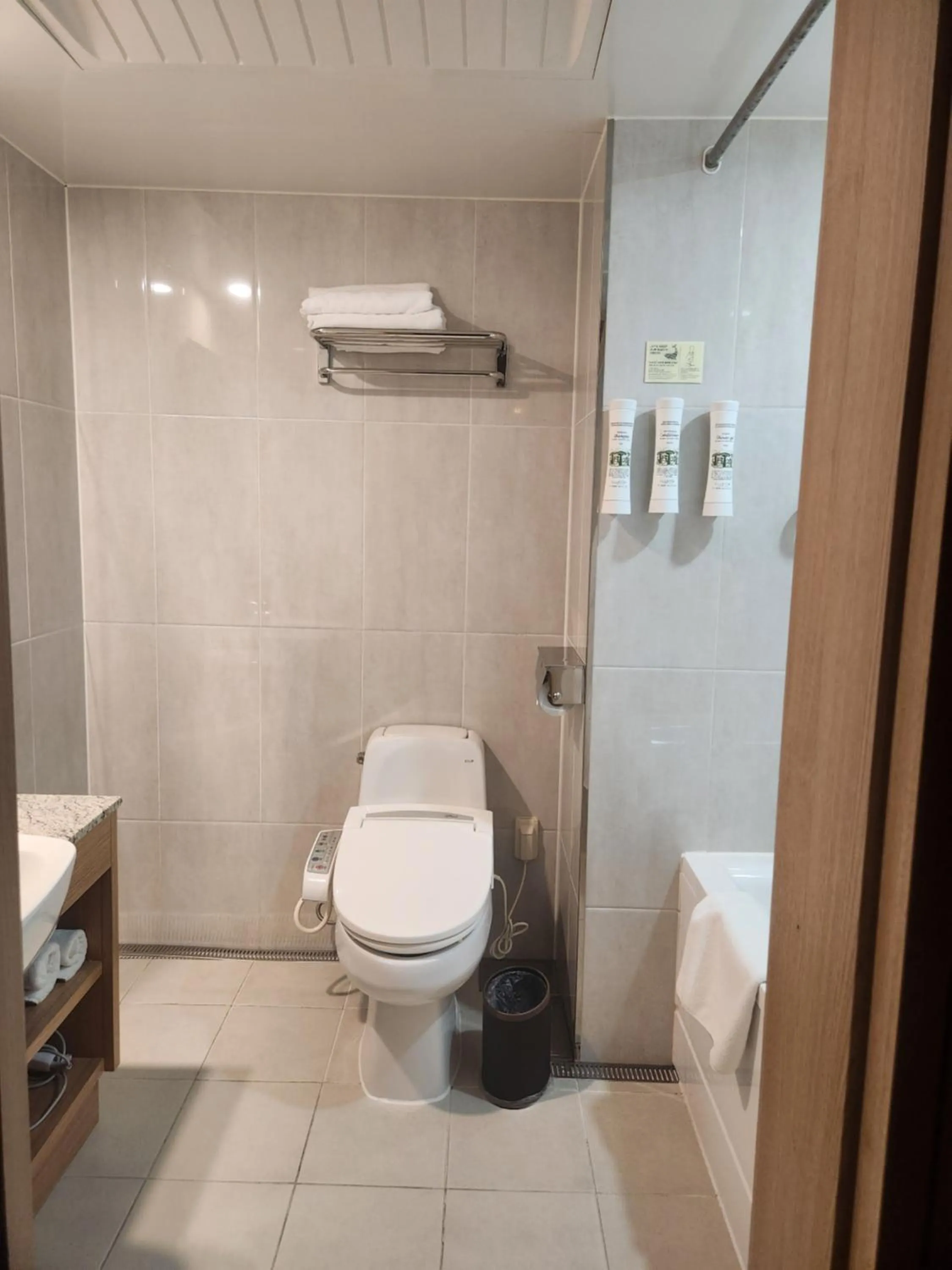 Toilet in Acube Hotel Dongdaemun