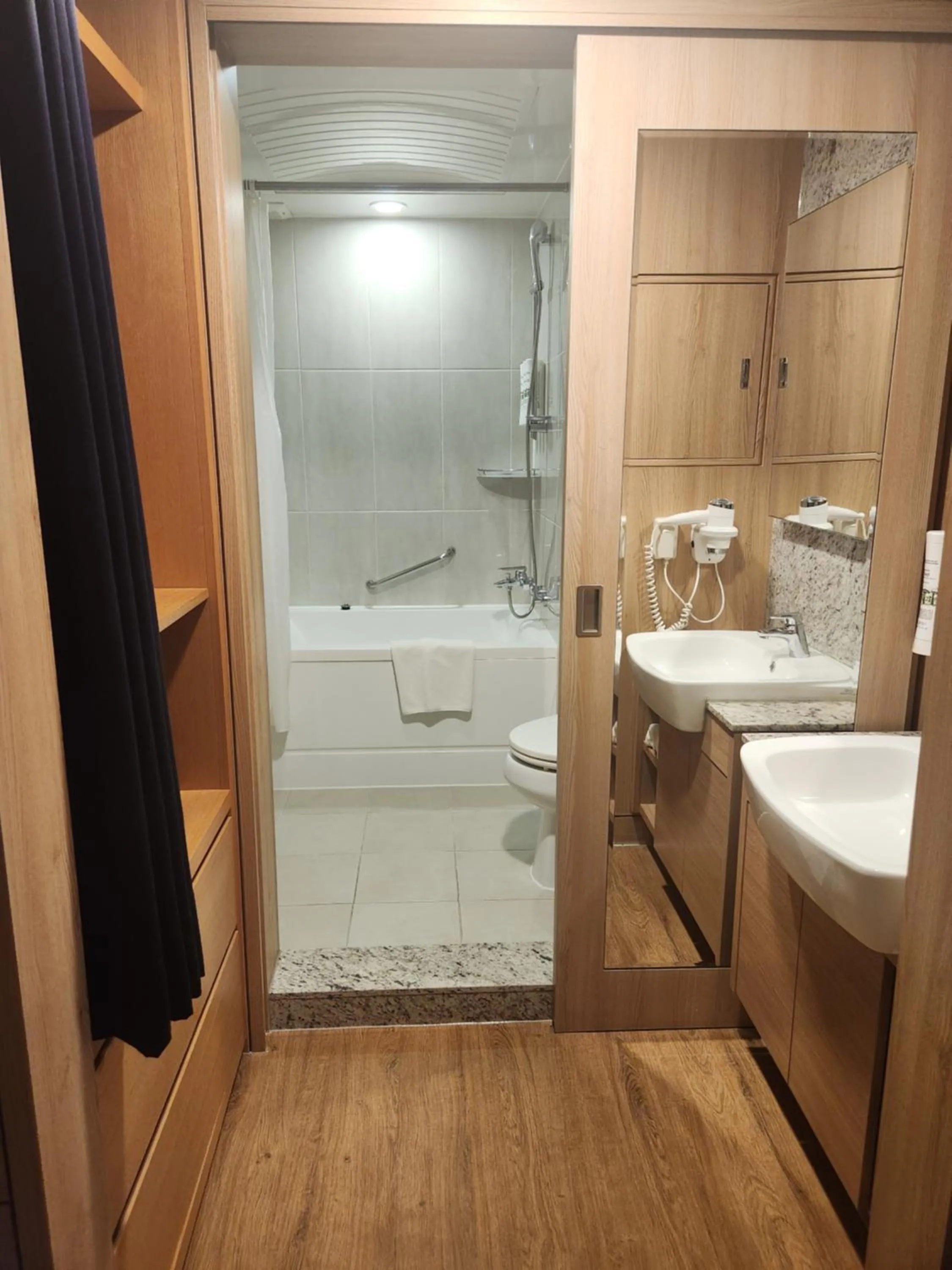 Toilet in Acube Hotel Dongdaemun