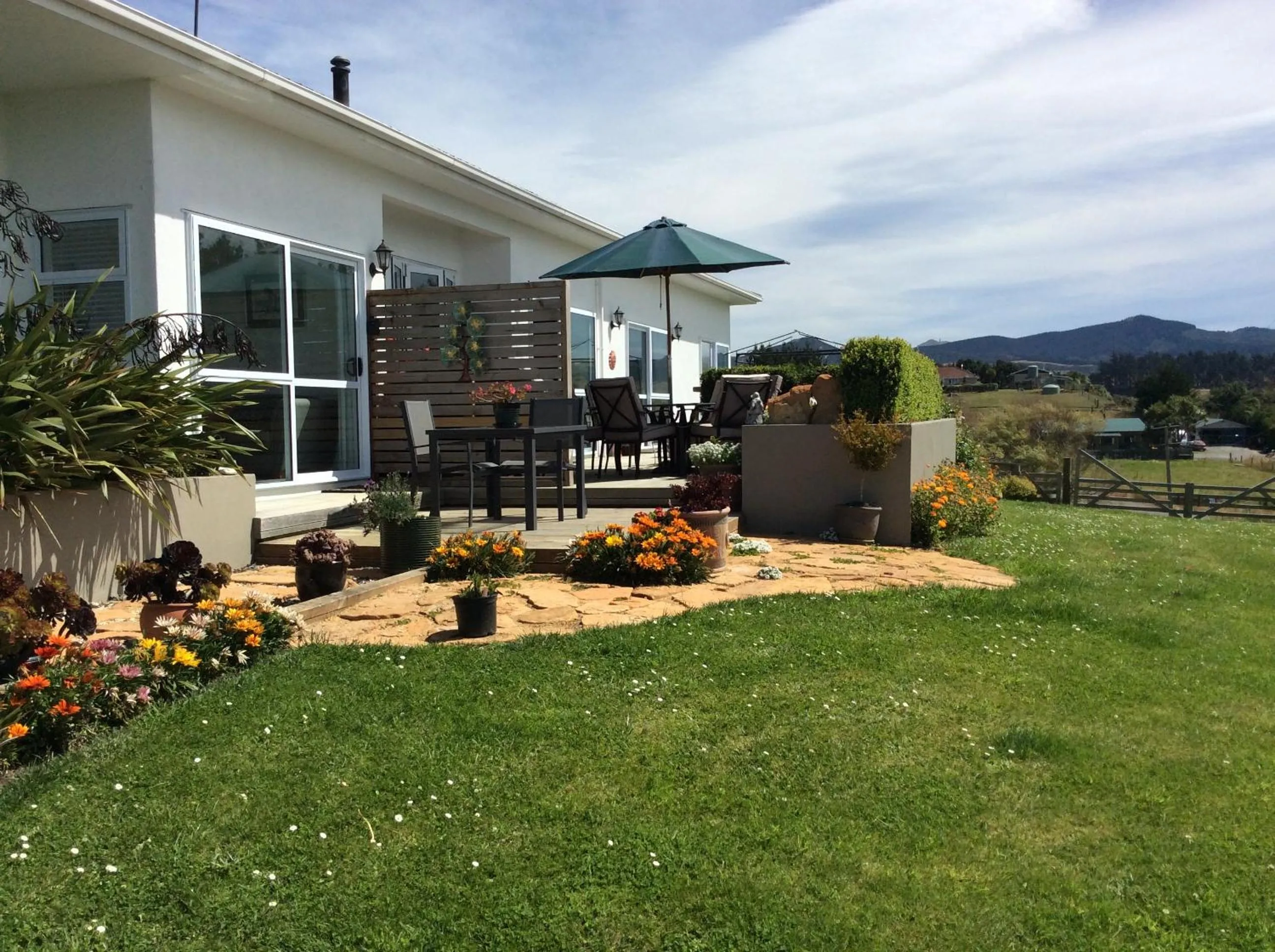 Garden in Noah's Boutique Accommodation Moeraki