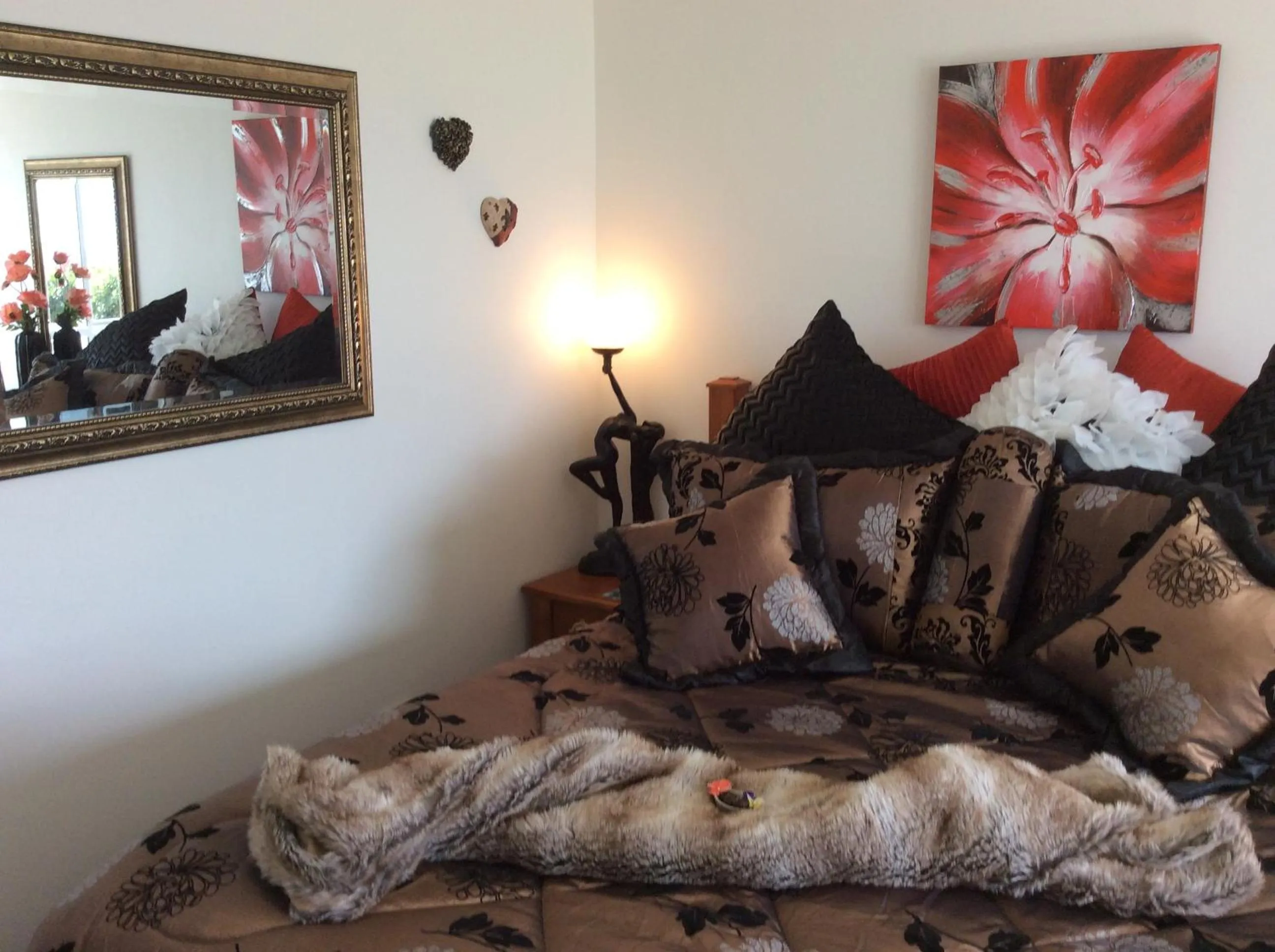 Bed in Noah's Boutique Accommodation Moeraki