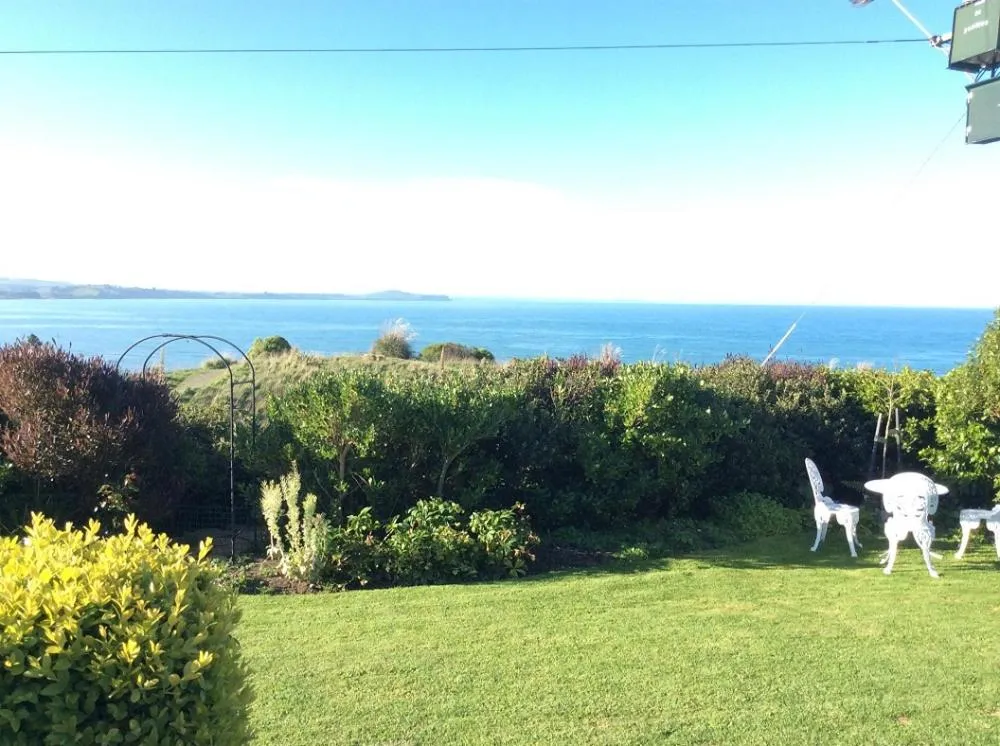 Garden view in Noah's Boutique Accommodation Moeraki