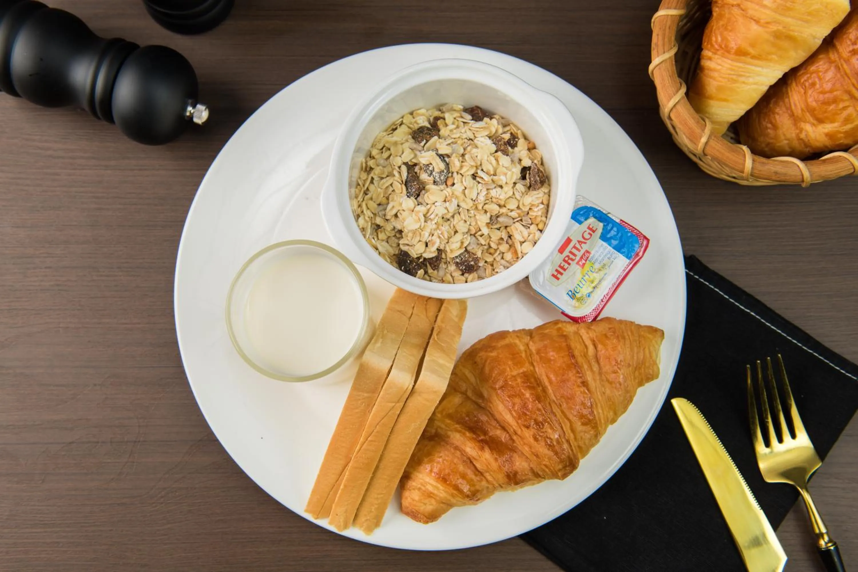 Breakfast in Samnak Lounge