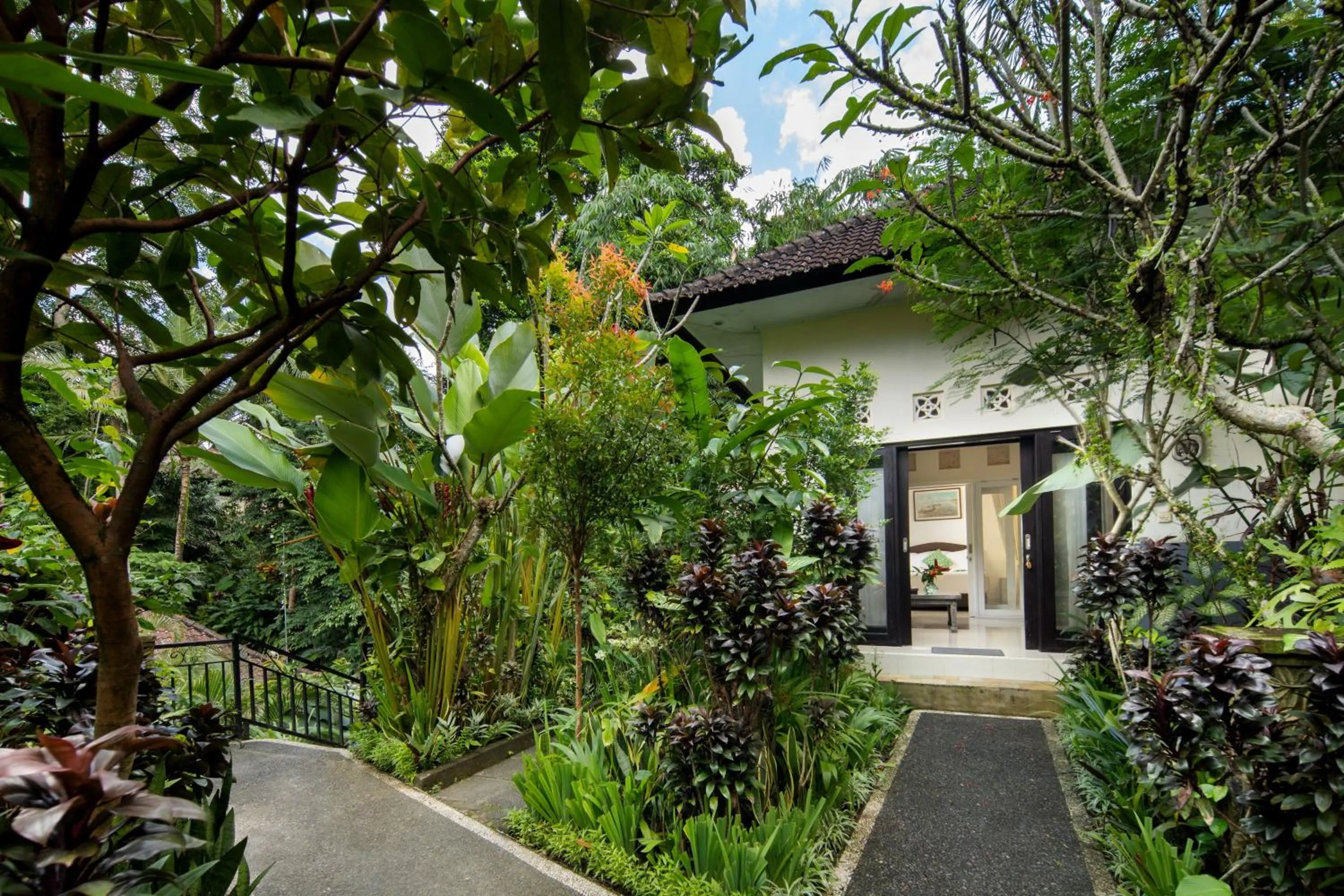 Garden view in Villa Bakti Ubud by kamara