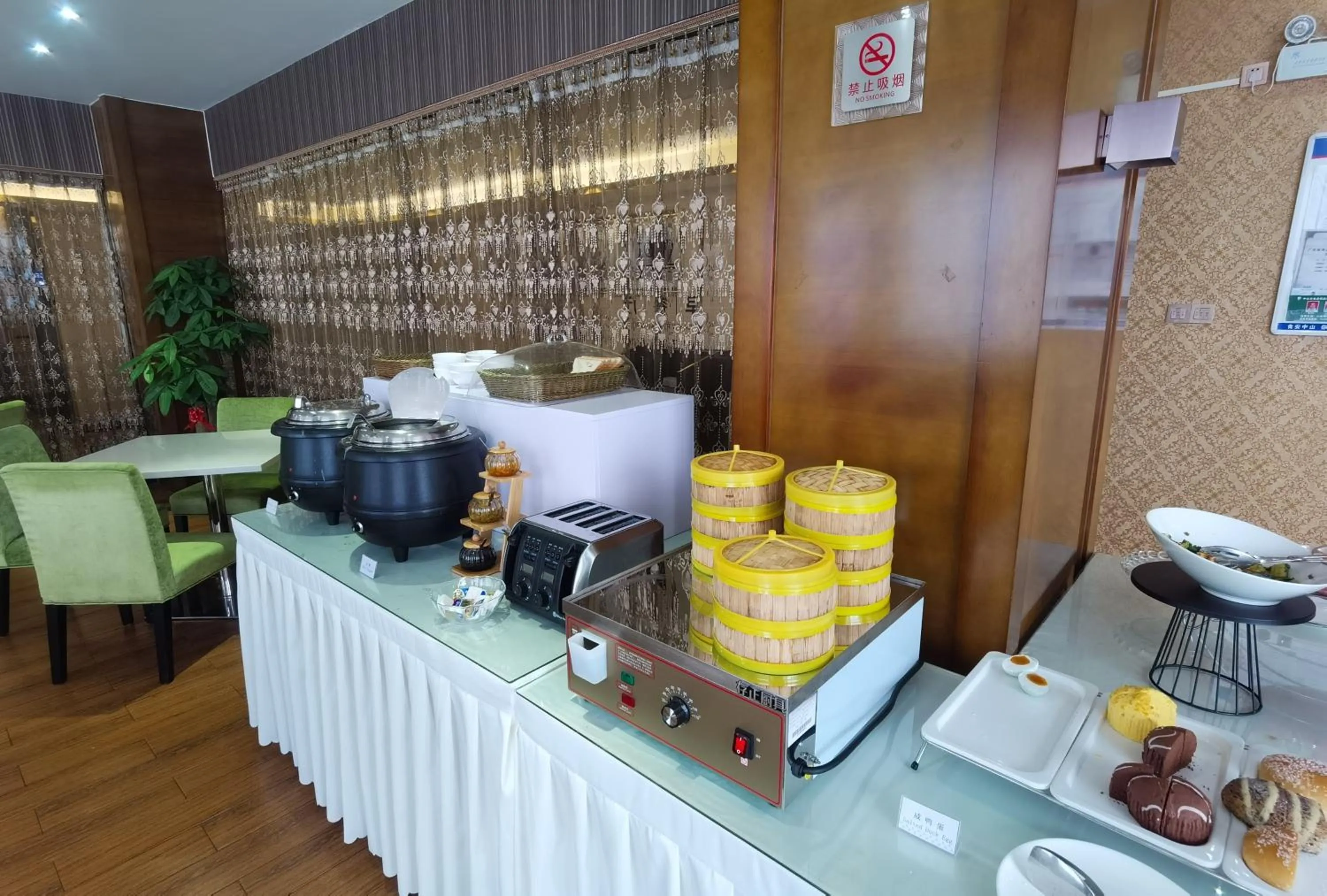 Breakfast in Relteem Hotel