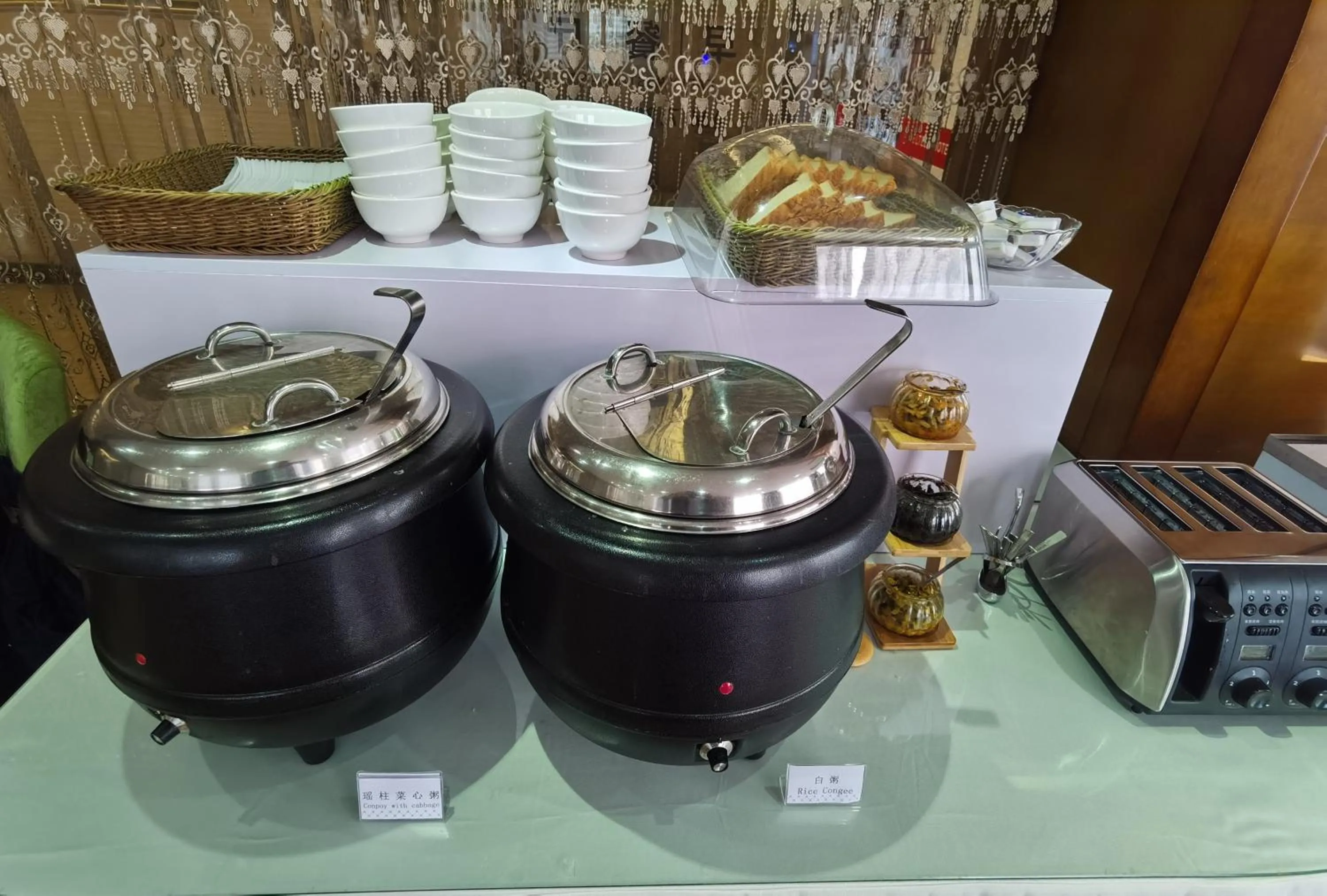 Breakfast in Relteem Hotel