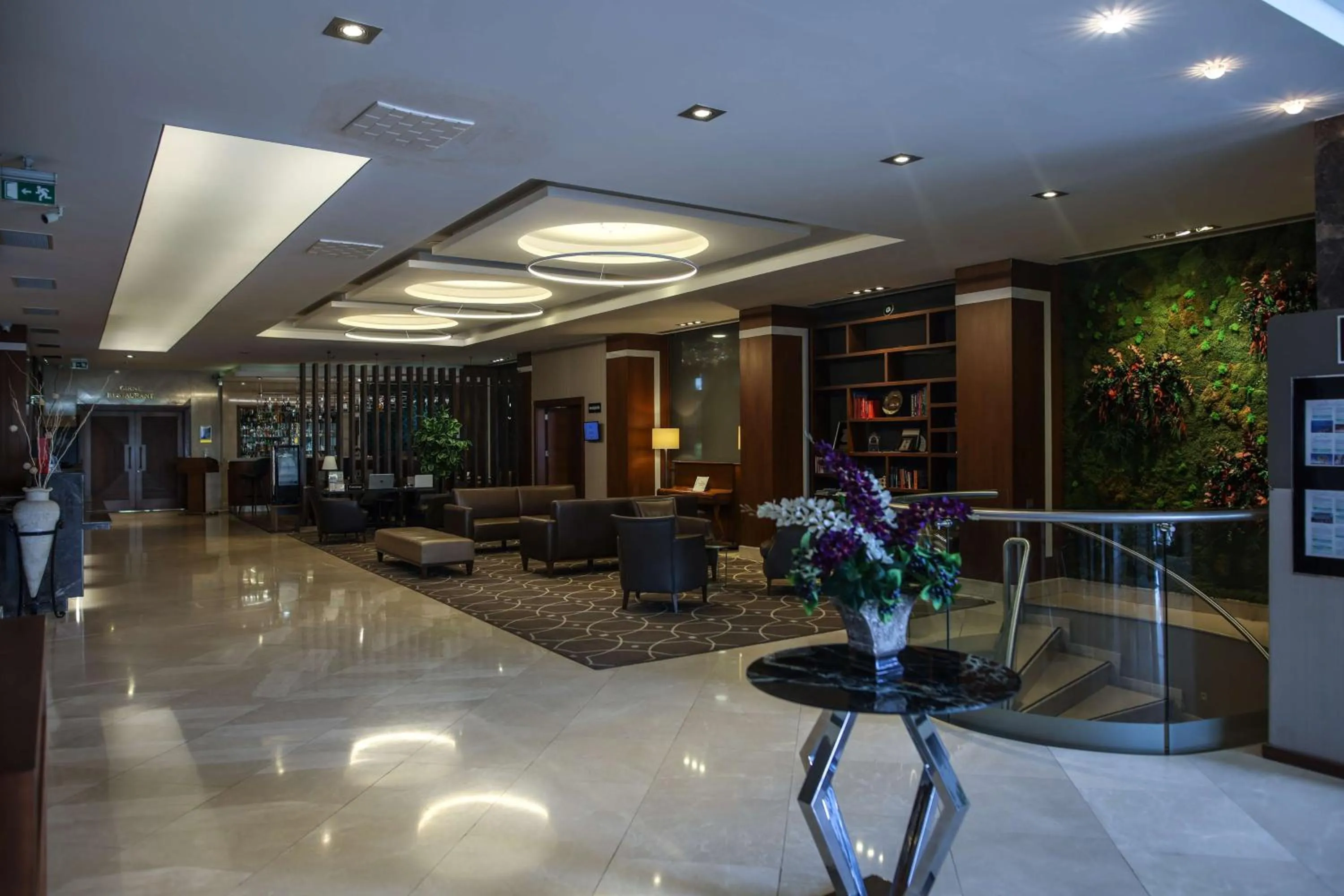 Lobby or reception in Best Western Premier Karsiyaka Convention & Spa Hotel