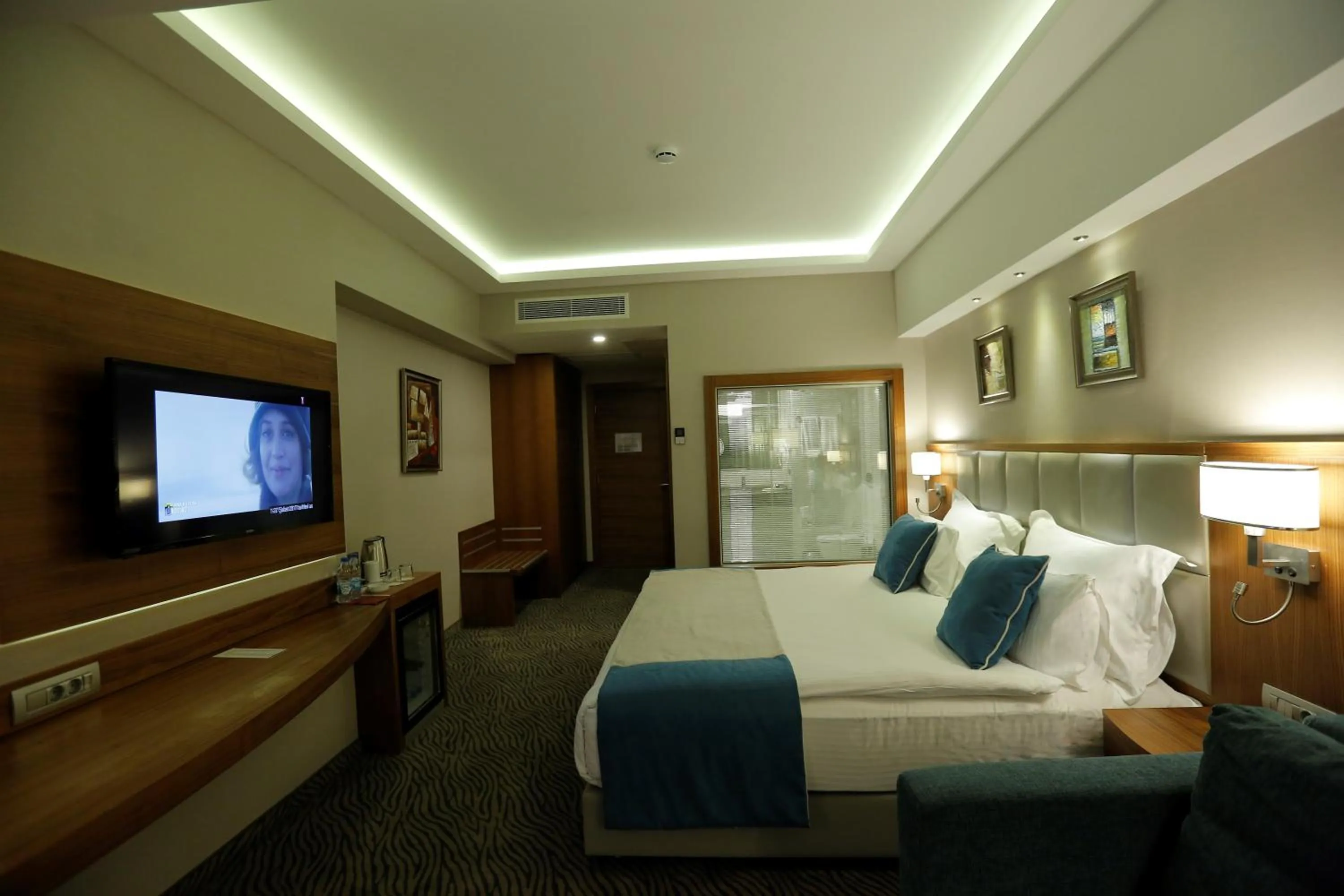 Photo of the whole room, Bed in Best Western Premier Karsiyaka Convention & Spa Hotel