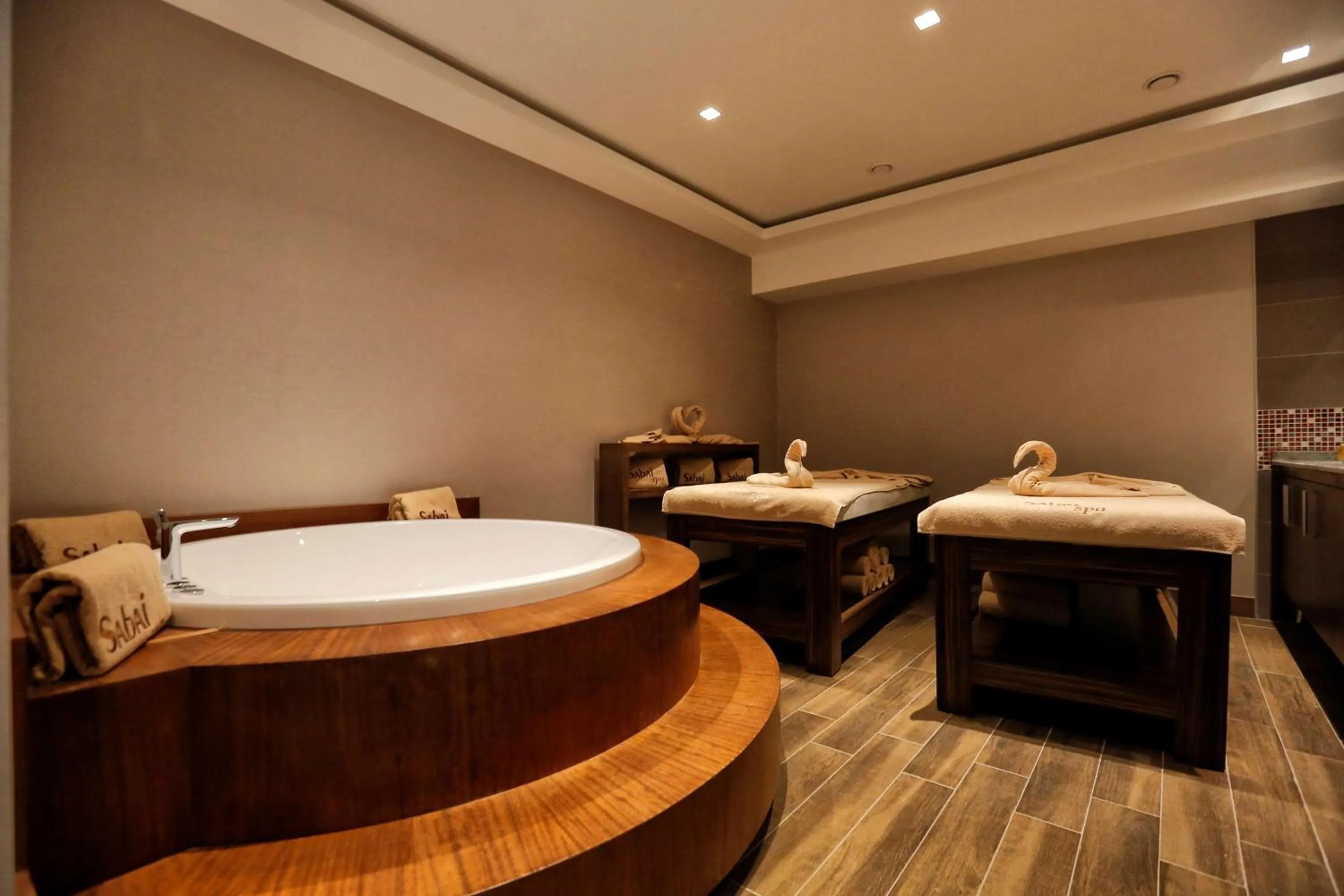 Spa and wellness centre/facilities, Bed in Best Western Premier Karsiyaka Convention & Spa Hotel