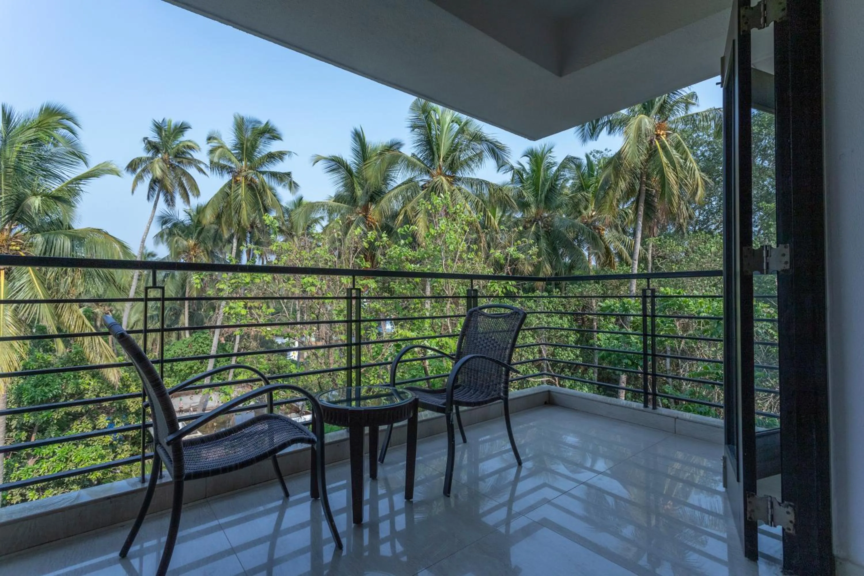 Balcony/Terrace in Arotel Rooms & Suites Calangute