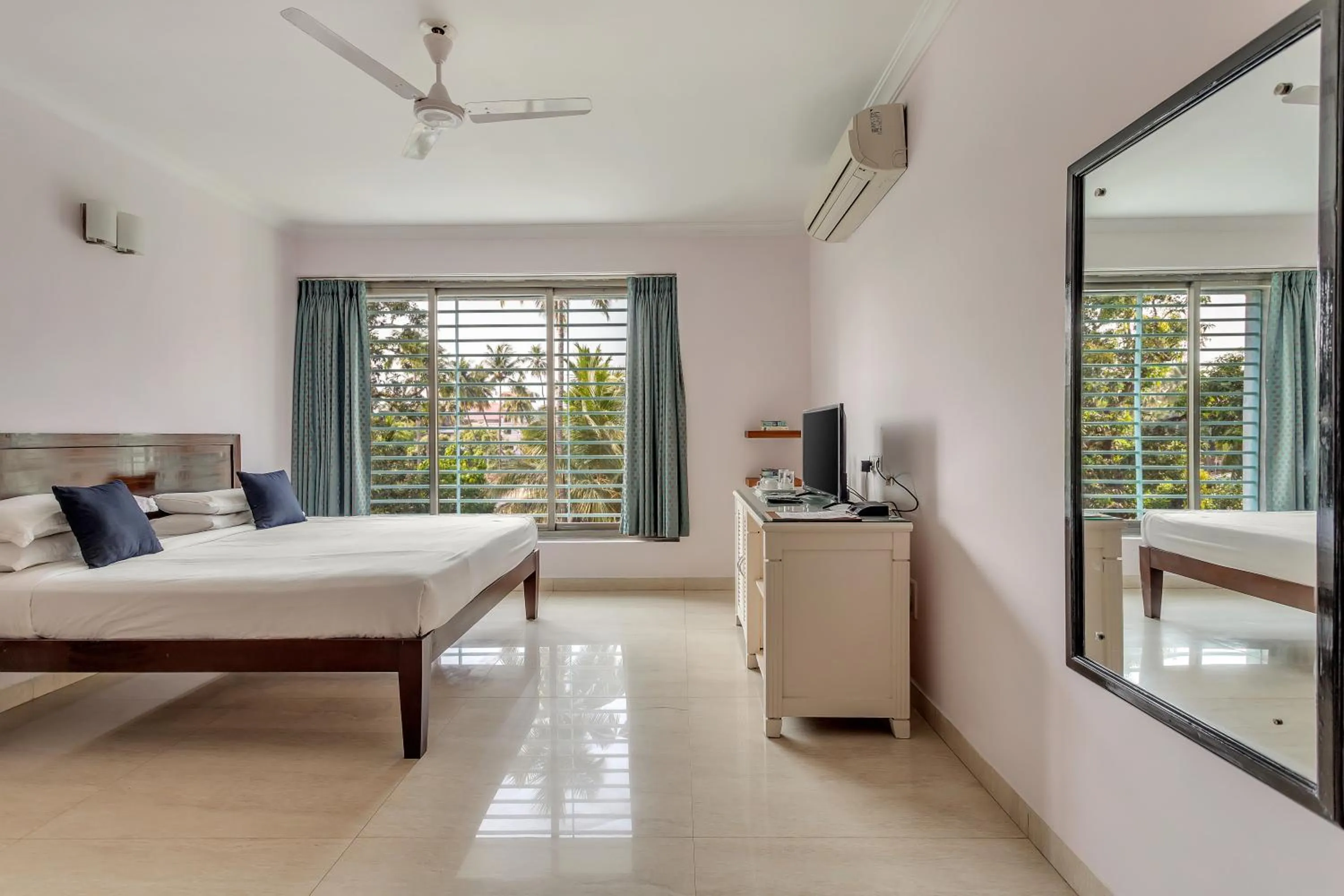 Bedroom, Bed in Arotel Rooms & Suites Calangute