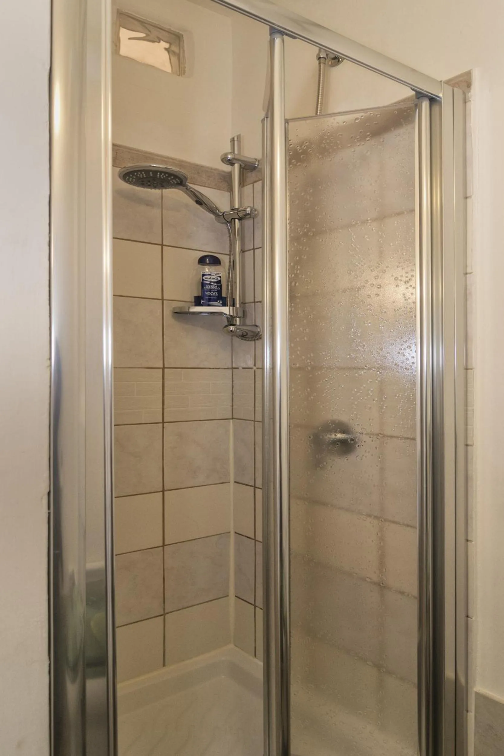 Shower in Affittacamere BB STEFY