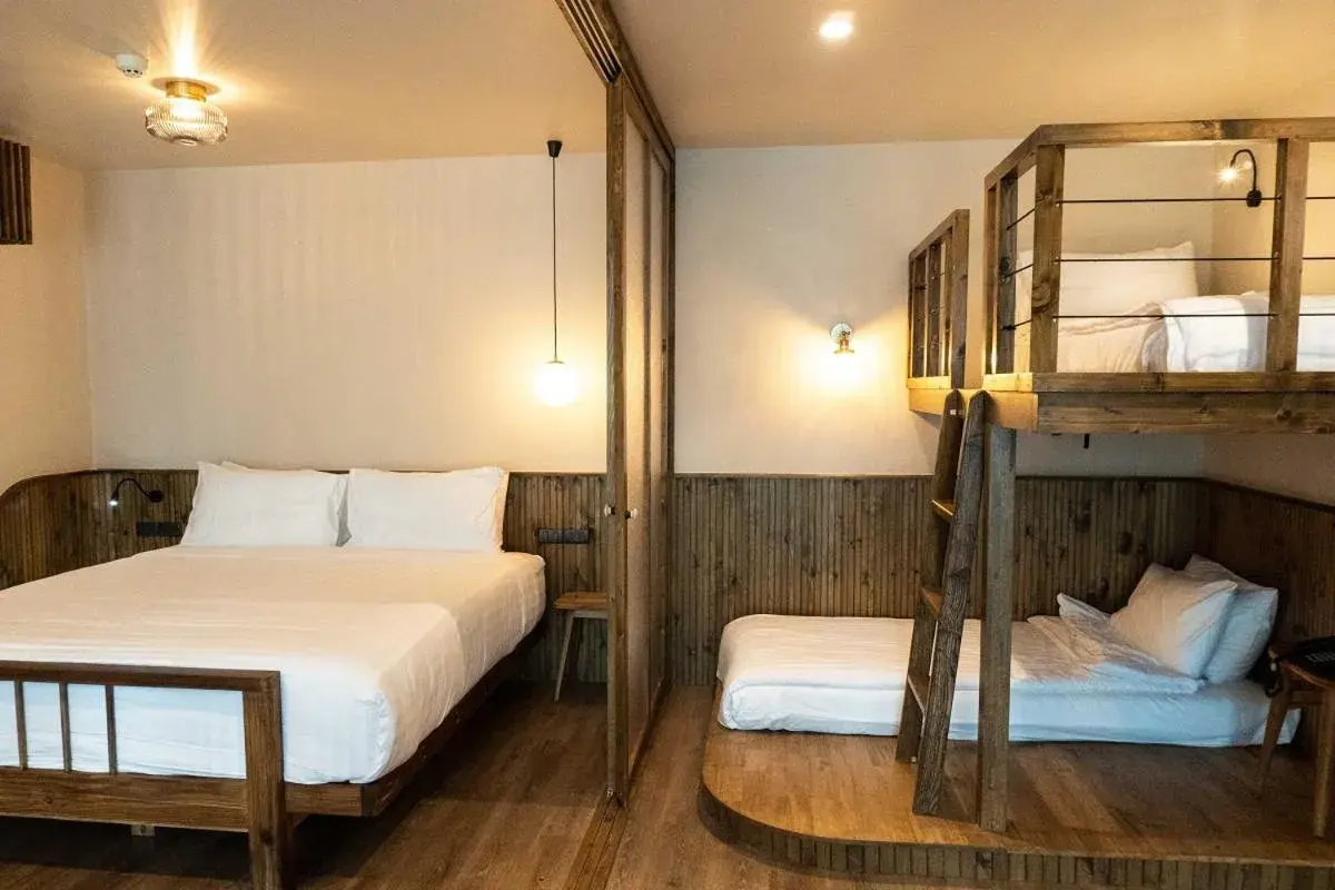 Family Suite in Tints of Blue Hotel Family Suite in Tints of Blue Hotel