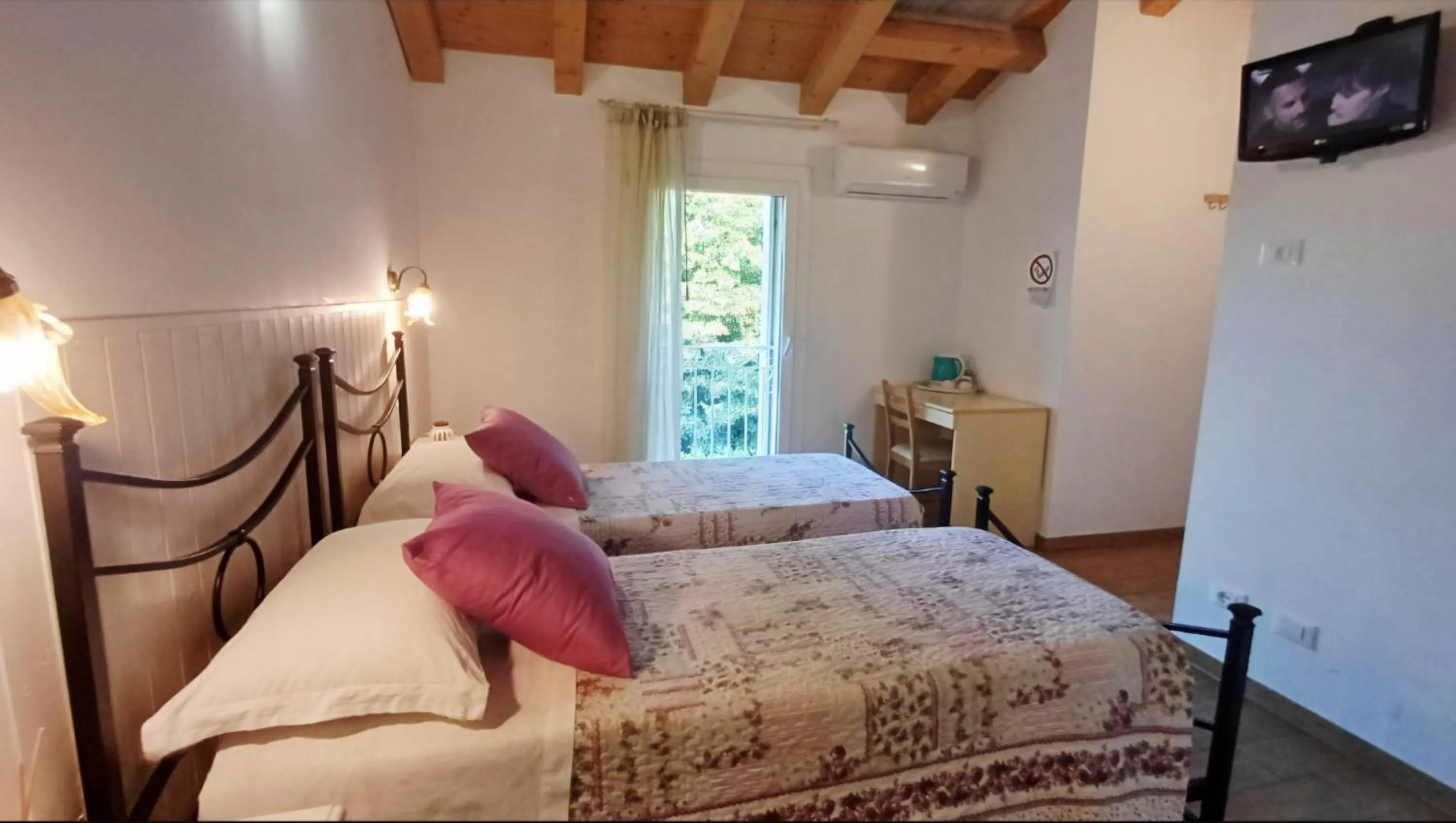 Bed in B&B Al sogno di Laura