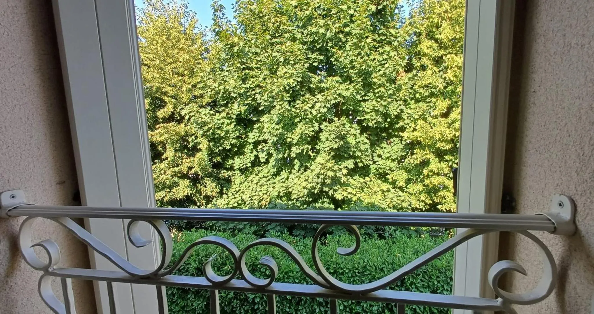 Garden view in B&B Al sogno di Laura