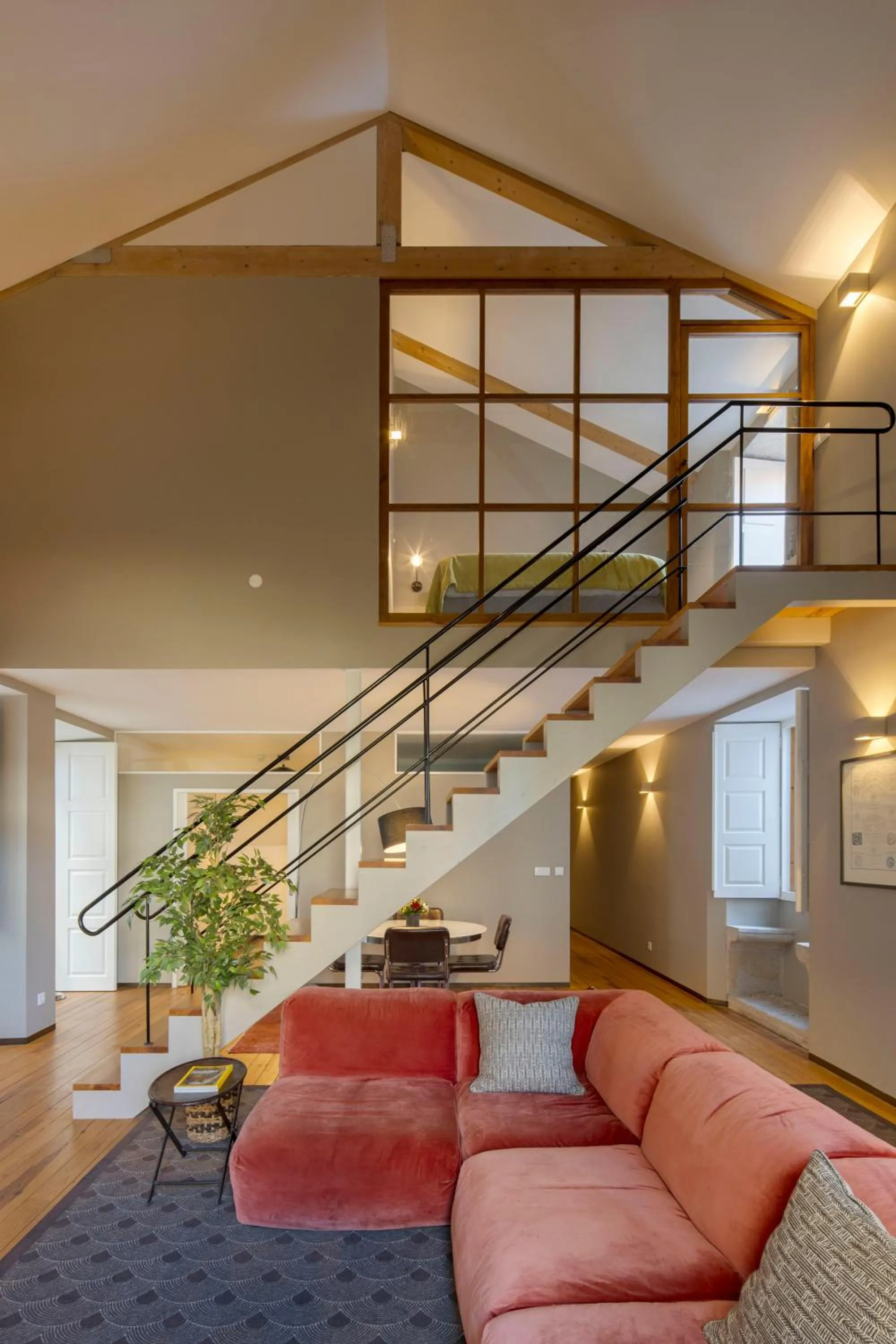 Living room in Condes de Azevedo Palace Apartments