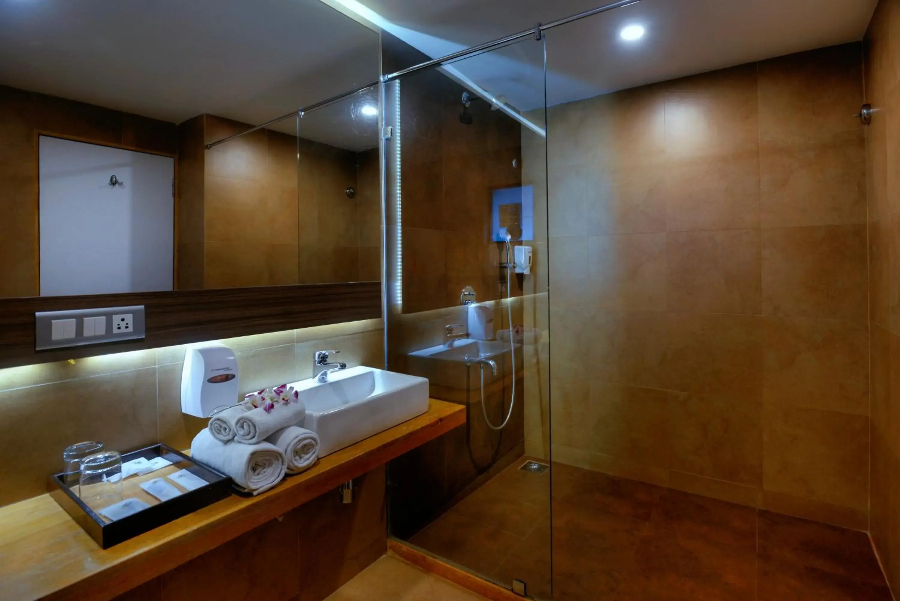 Suite in TreeHouse Neptune Suite in TreeHouse Neptune