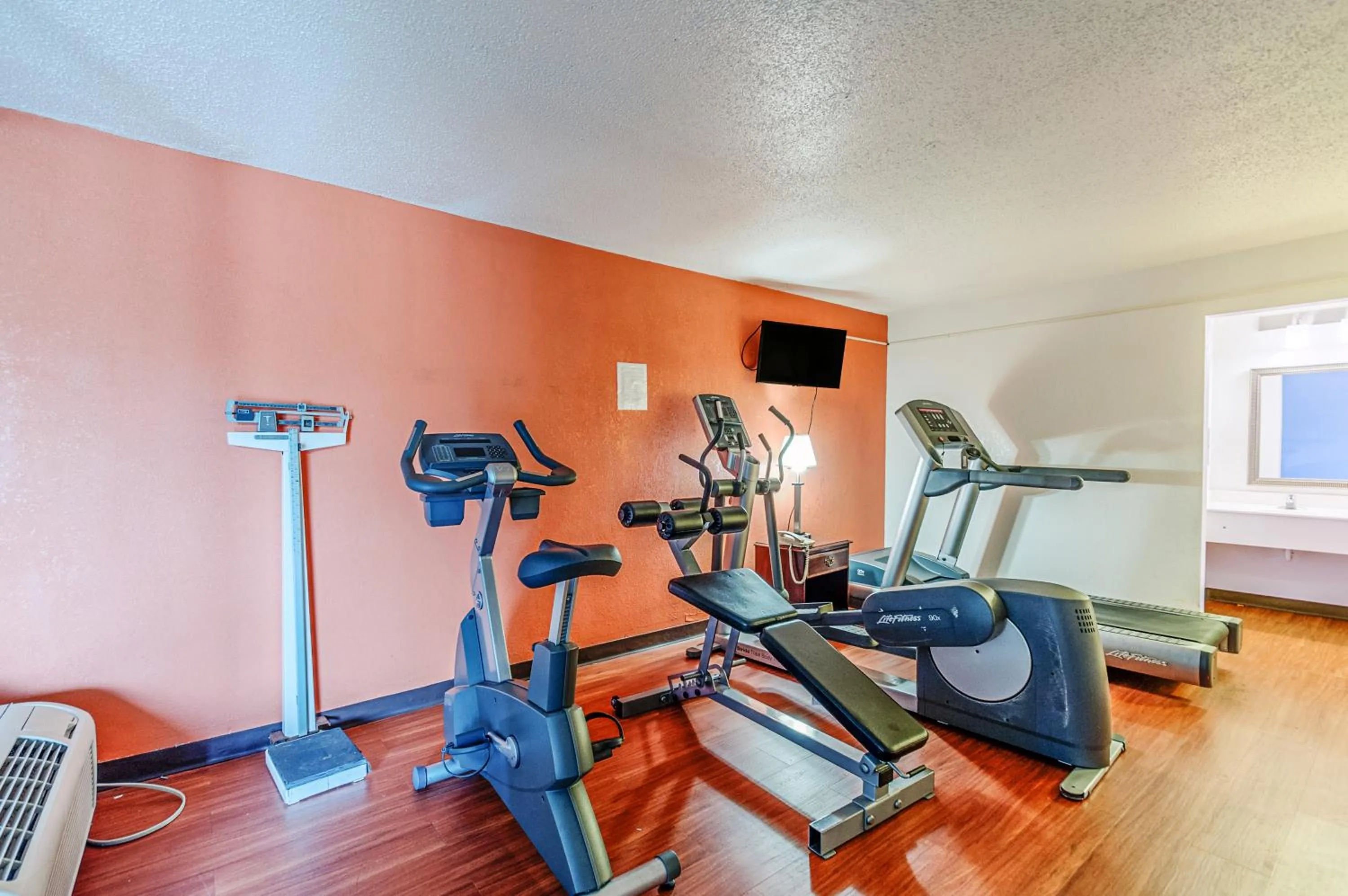Fitness centre/facilities in Motel 6-Dumfries, VA