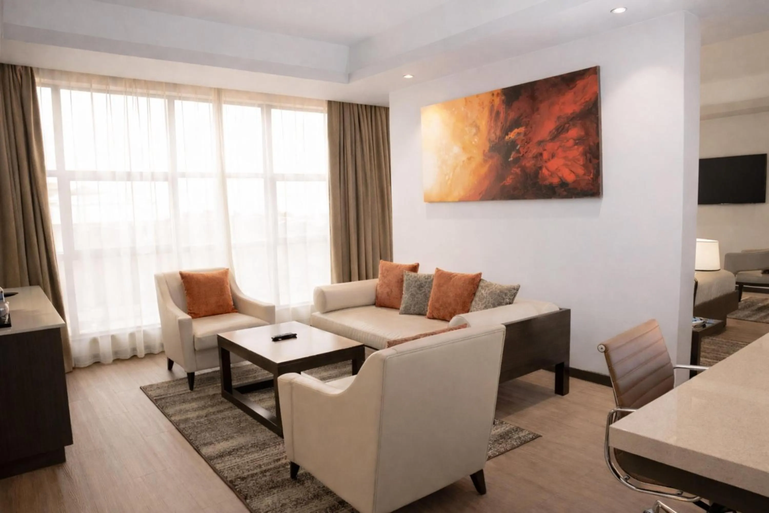 Living room, Bed in DoubleTree by Hilton Nairobi