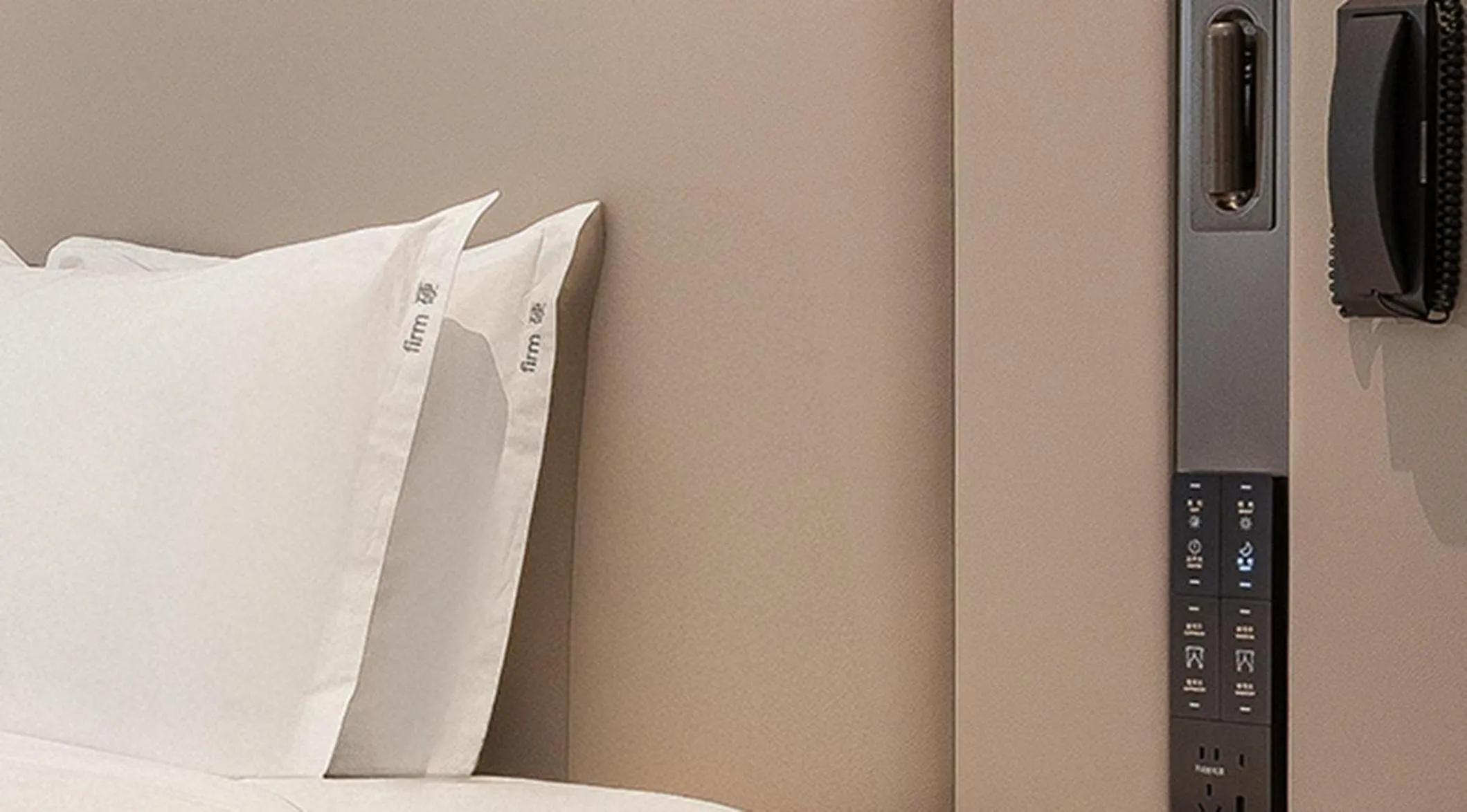 Photo of the whole room in Holiday Inn Express Kunming Dianchi Rixin Road by IHG