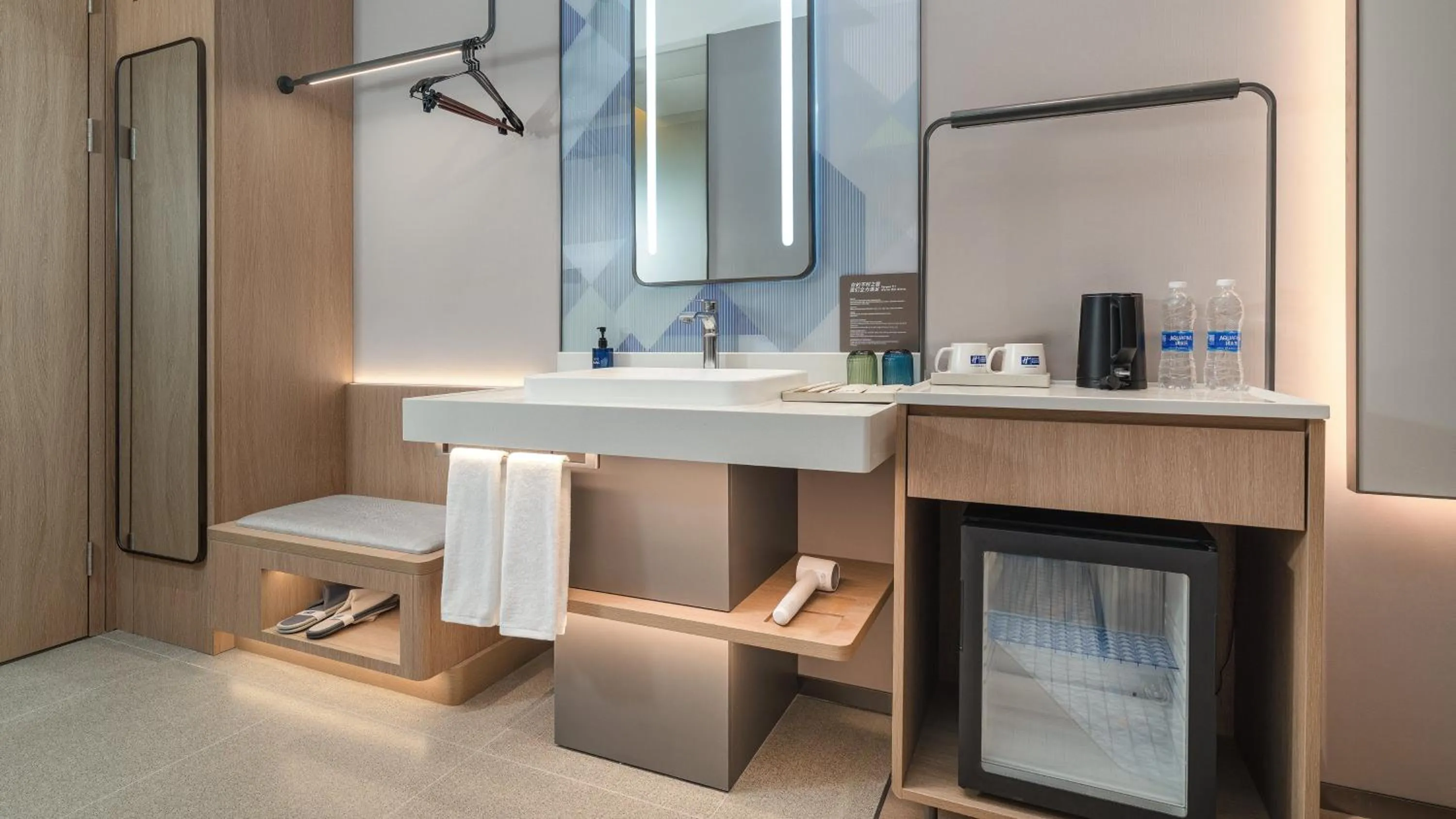 Bathroom in Holiday Inn Express Kunming Dianchi Rixin Road by IHG