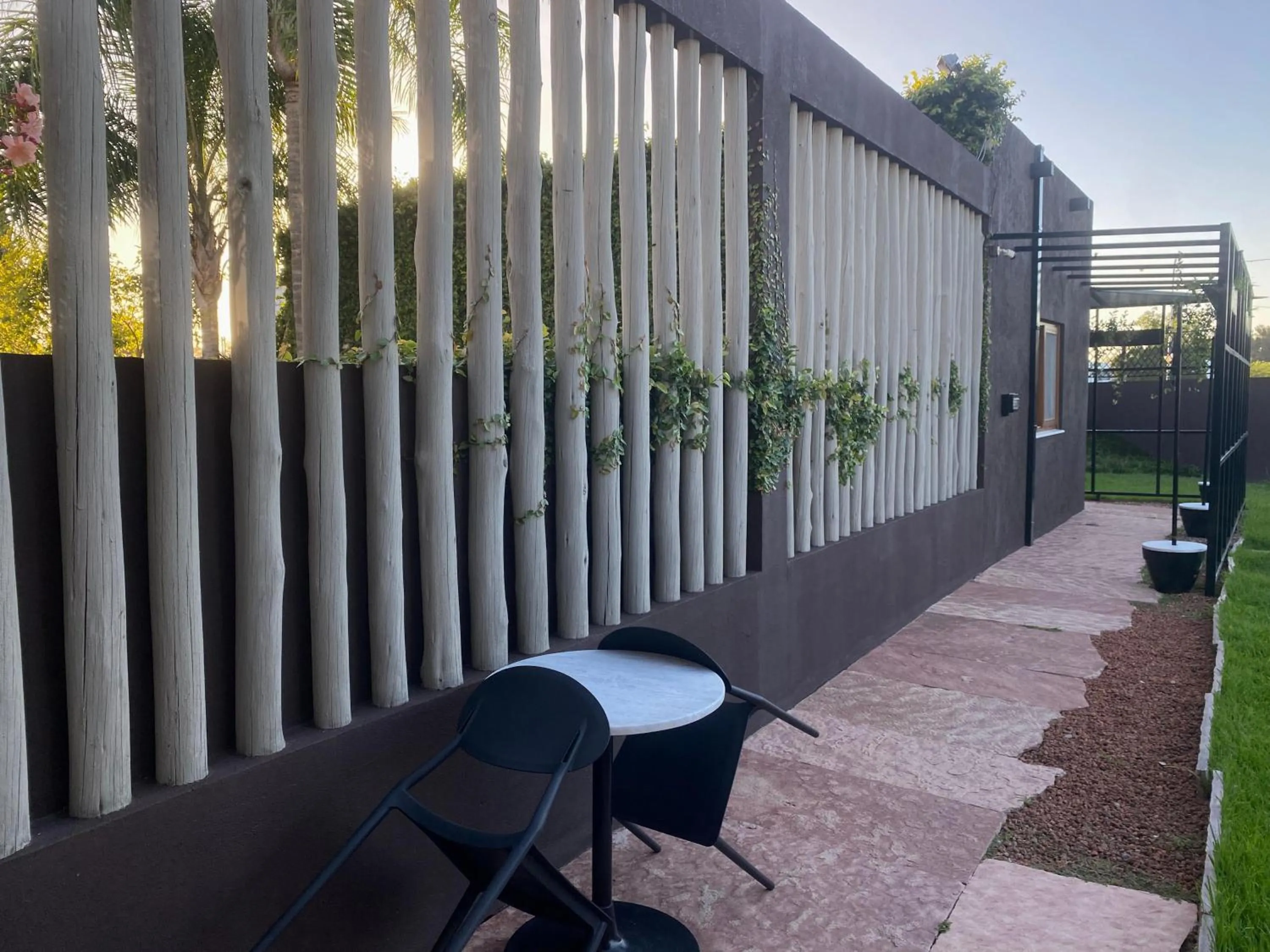 EZE Inn Boutique Hotel