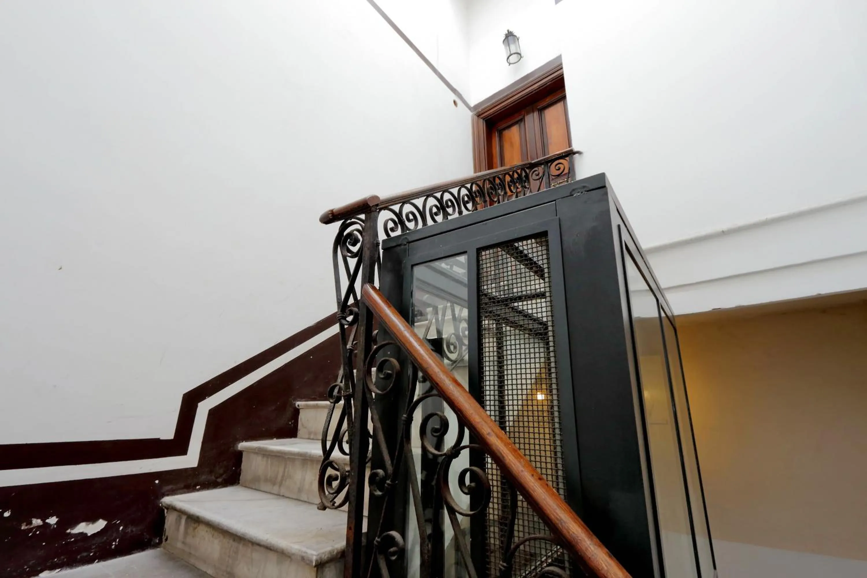 Property building in Spagna Penthouse