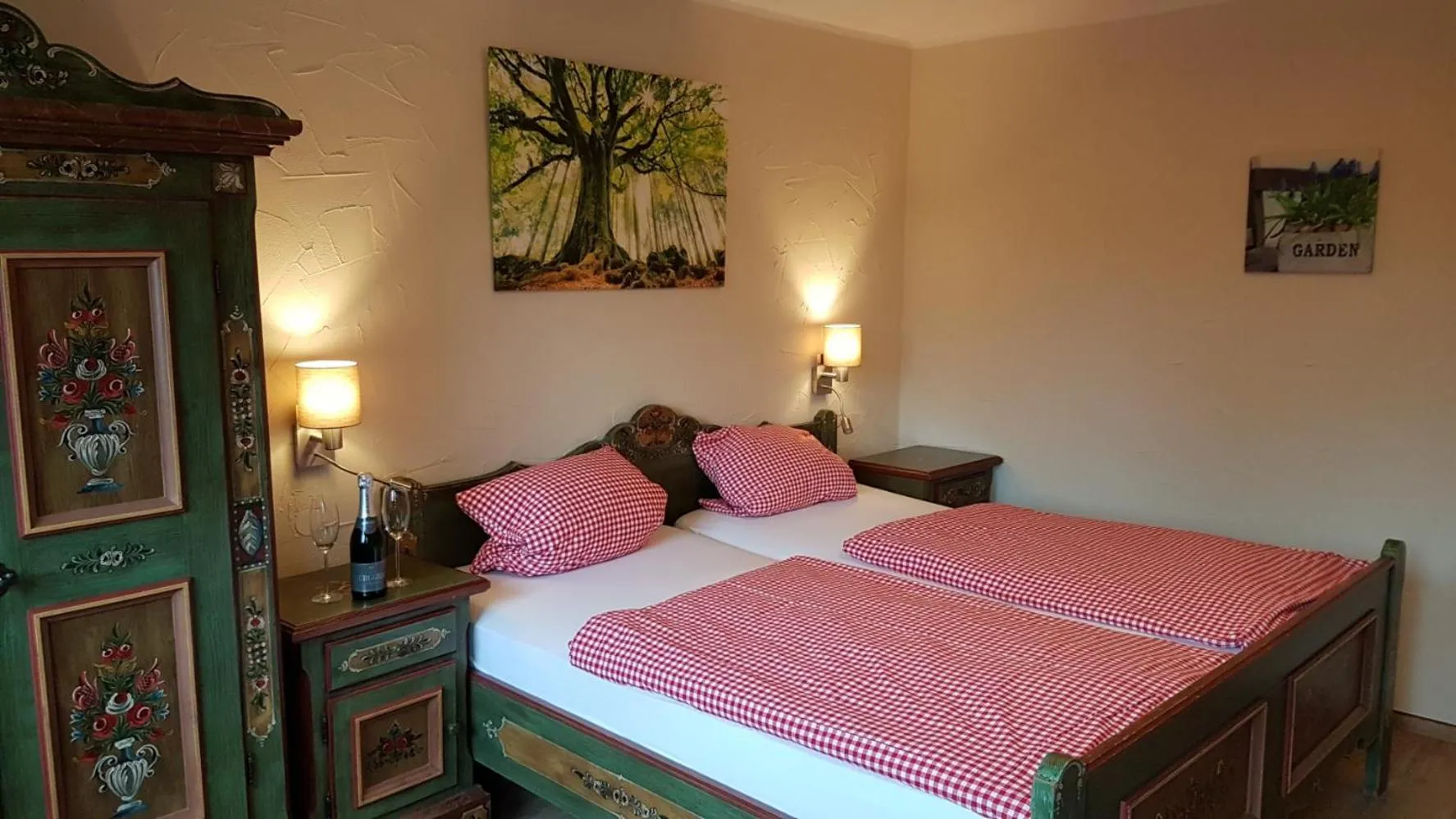 Bedroom, Bed in Landhotel-Restaurant Beckmann