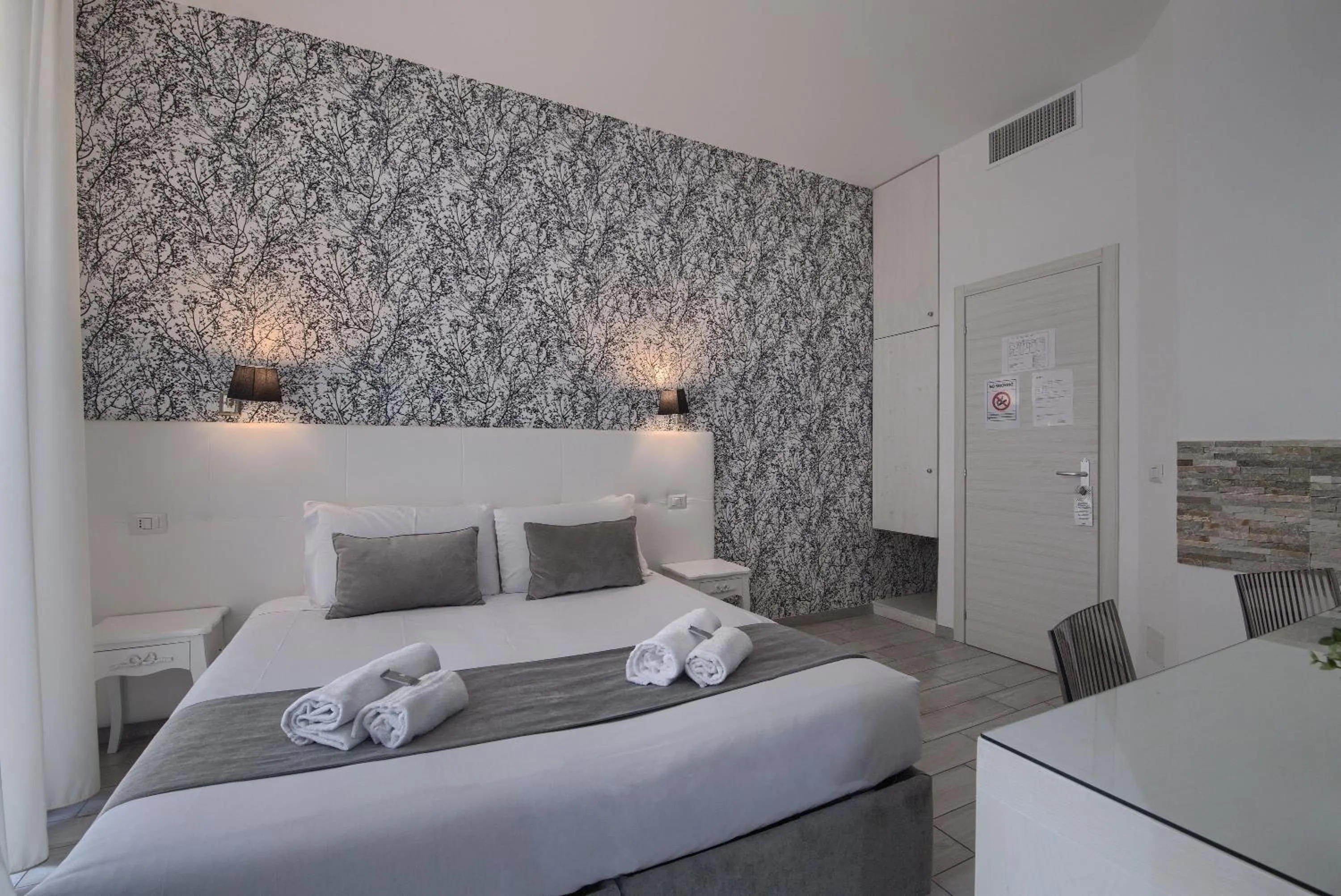 Bed in Vatican Tourist Inn